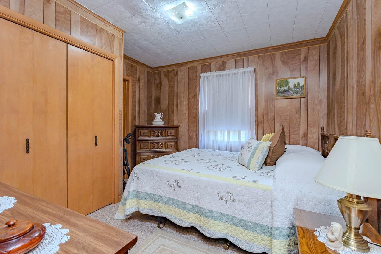 304 Pier Street Property Photo 14