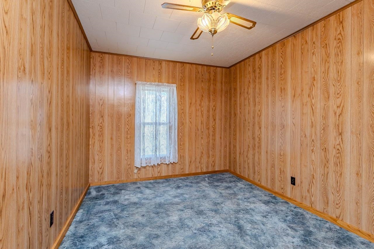 304 Pier Street Property Photo 23