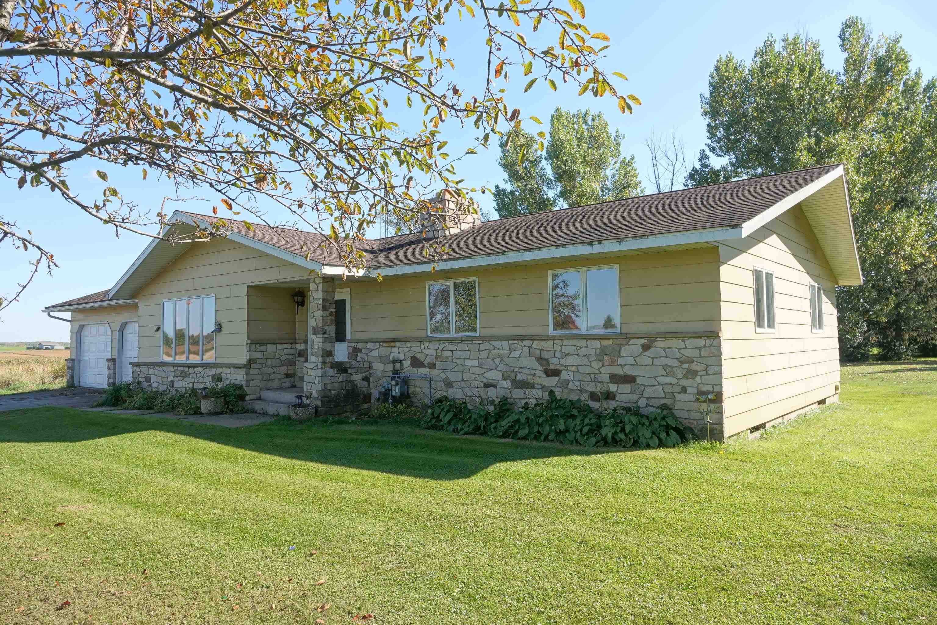 629 County Road A Property Photo 2