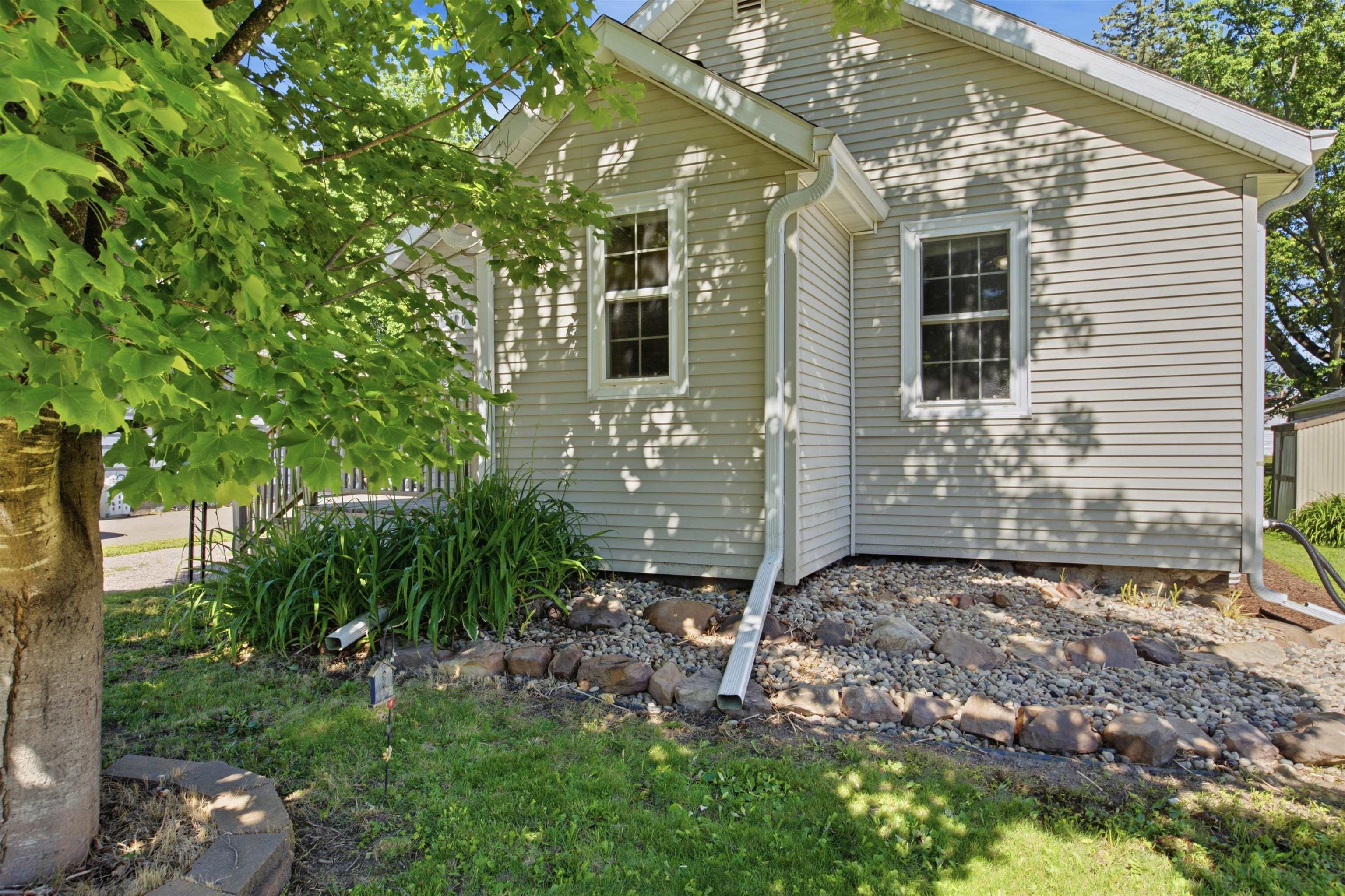 406 N Ash Avenue Property Photo 3