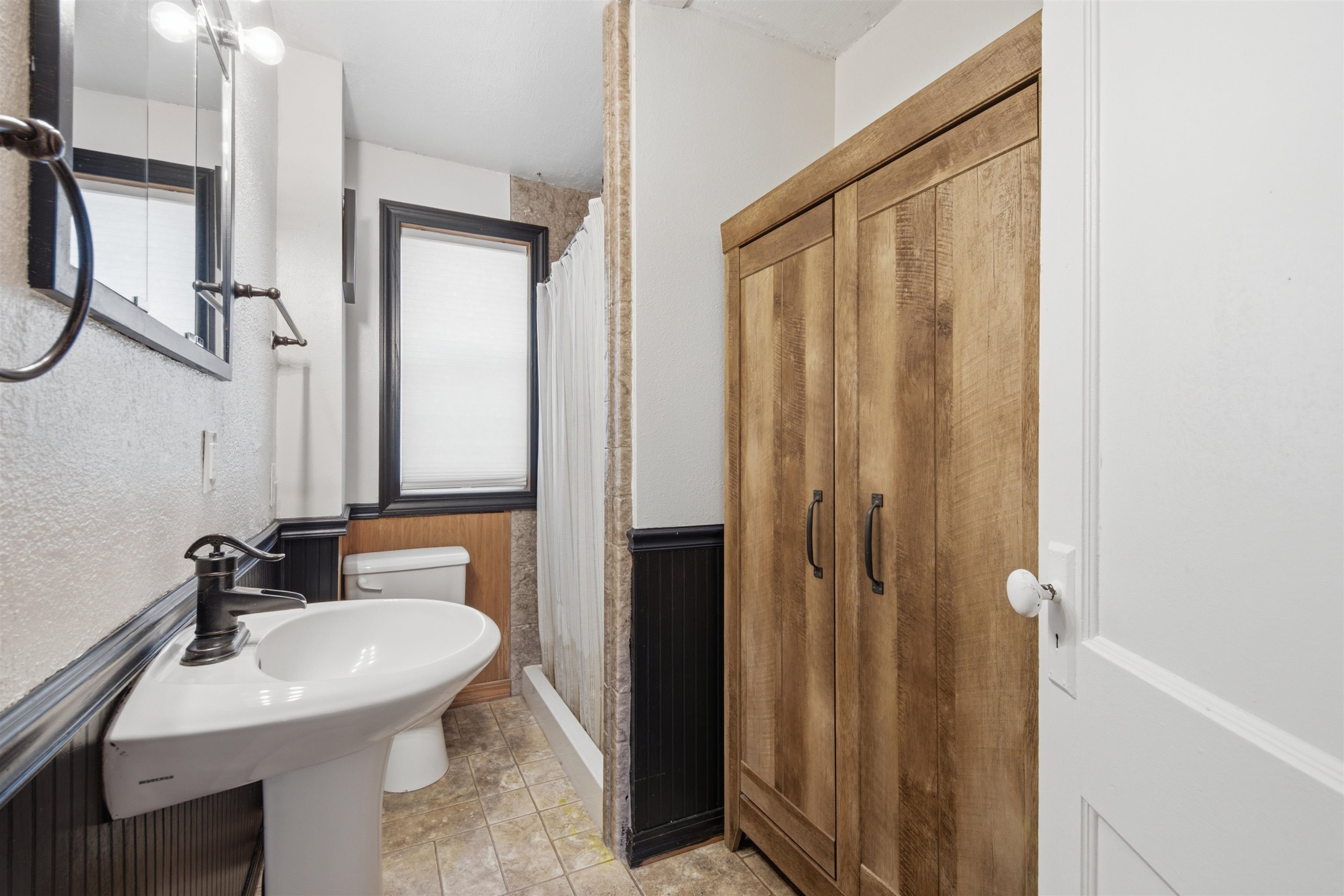 406 N Ash Avenue Property Photo 17