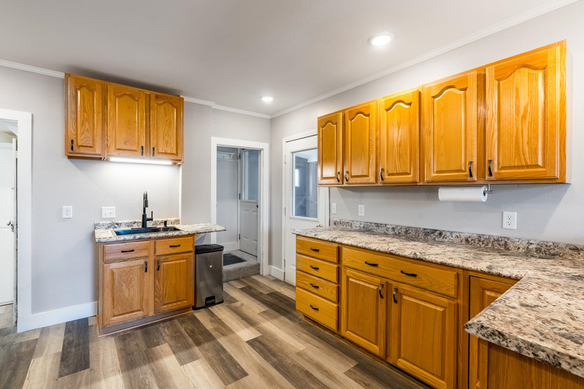 505 Ring Road Property Photo 15
