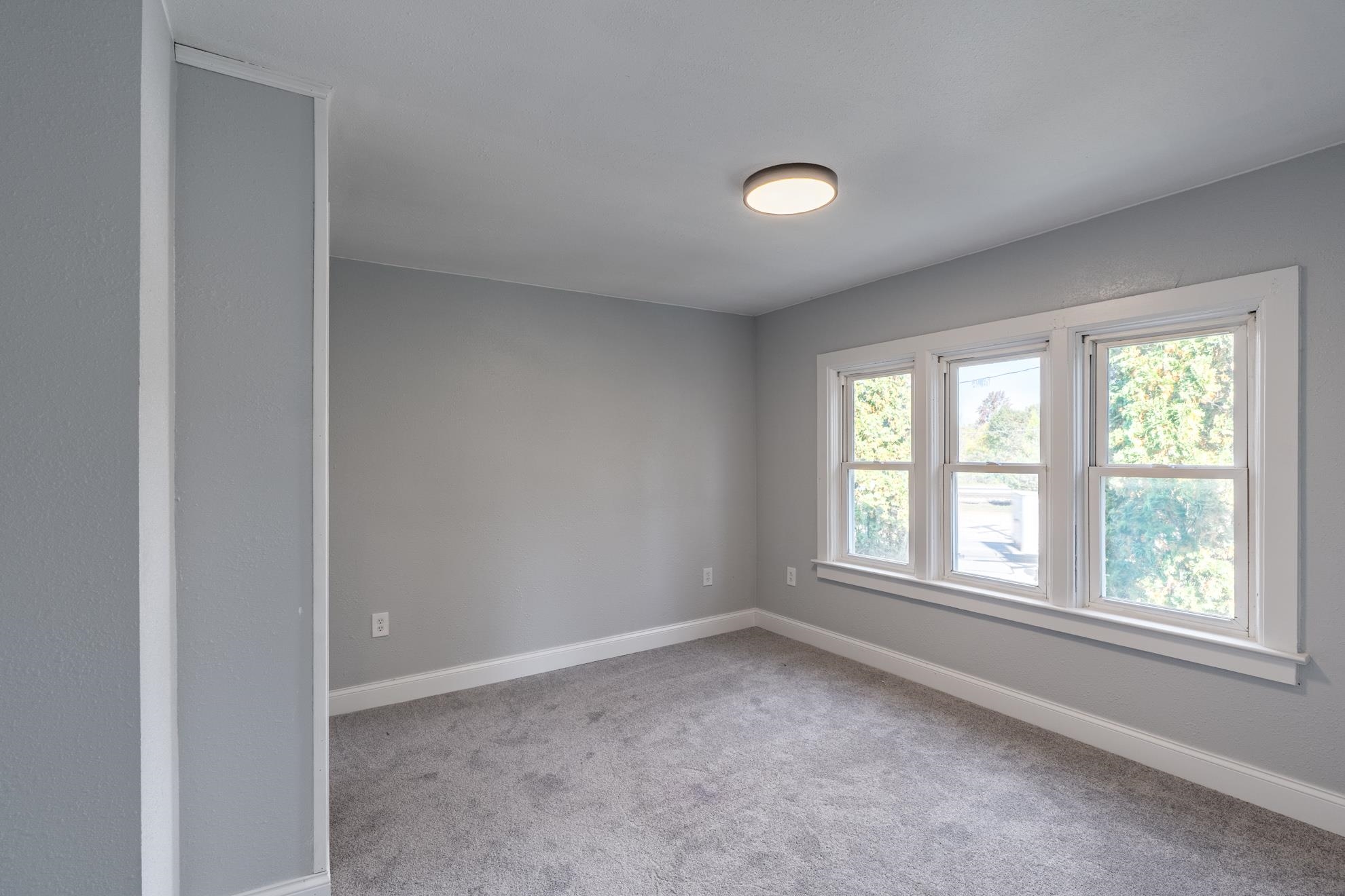 505 Ring Road Property Photo 22