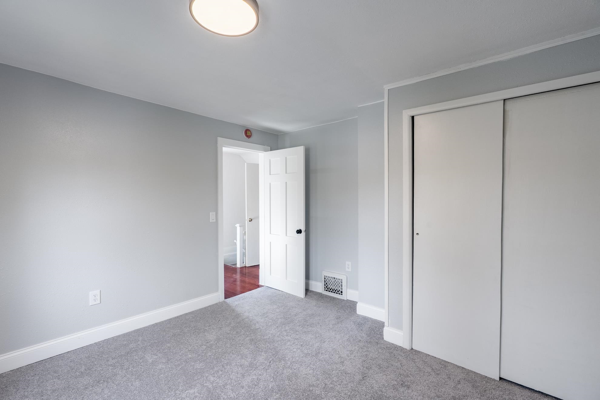 505 Ring Road Property Photo 23