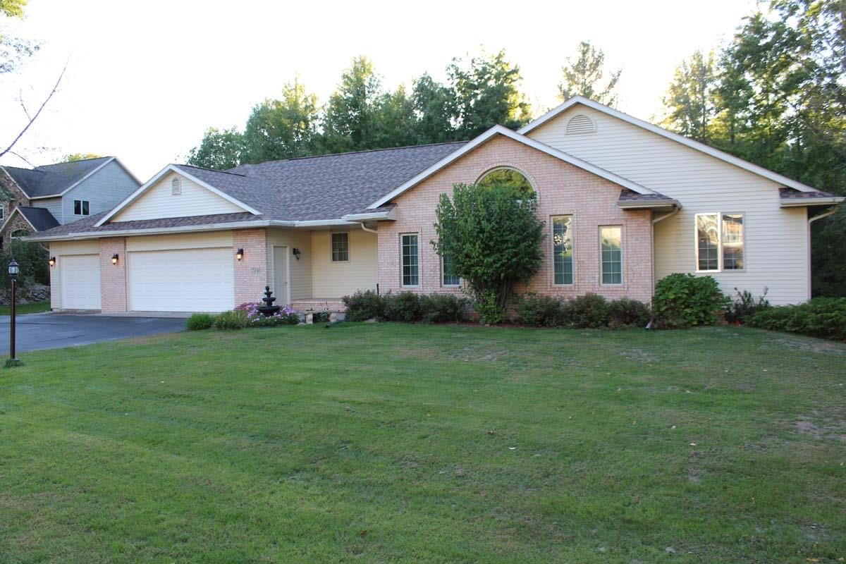 223018 Firethorn Road Property Photo 4