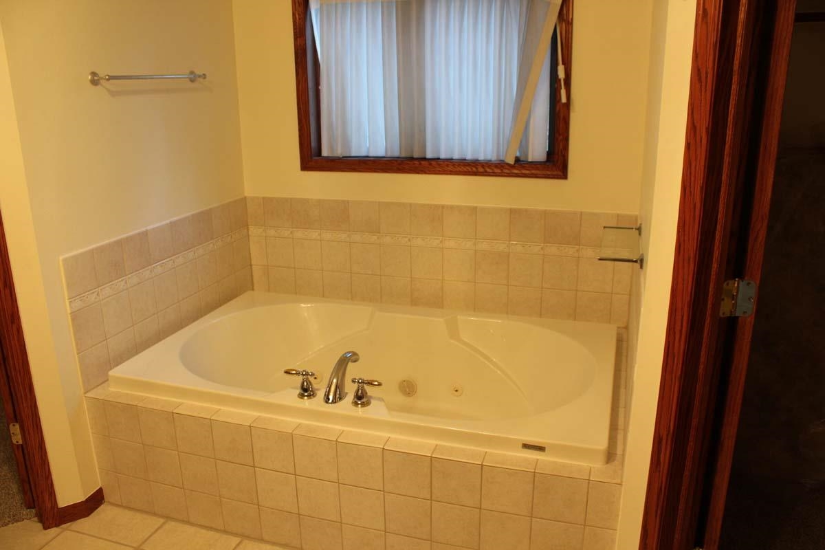 223018 Firethorn Road Property Photo 11