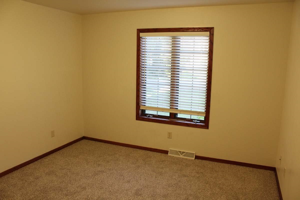 223018 Firethorn Road Property Photo 16