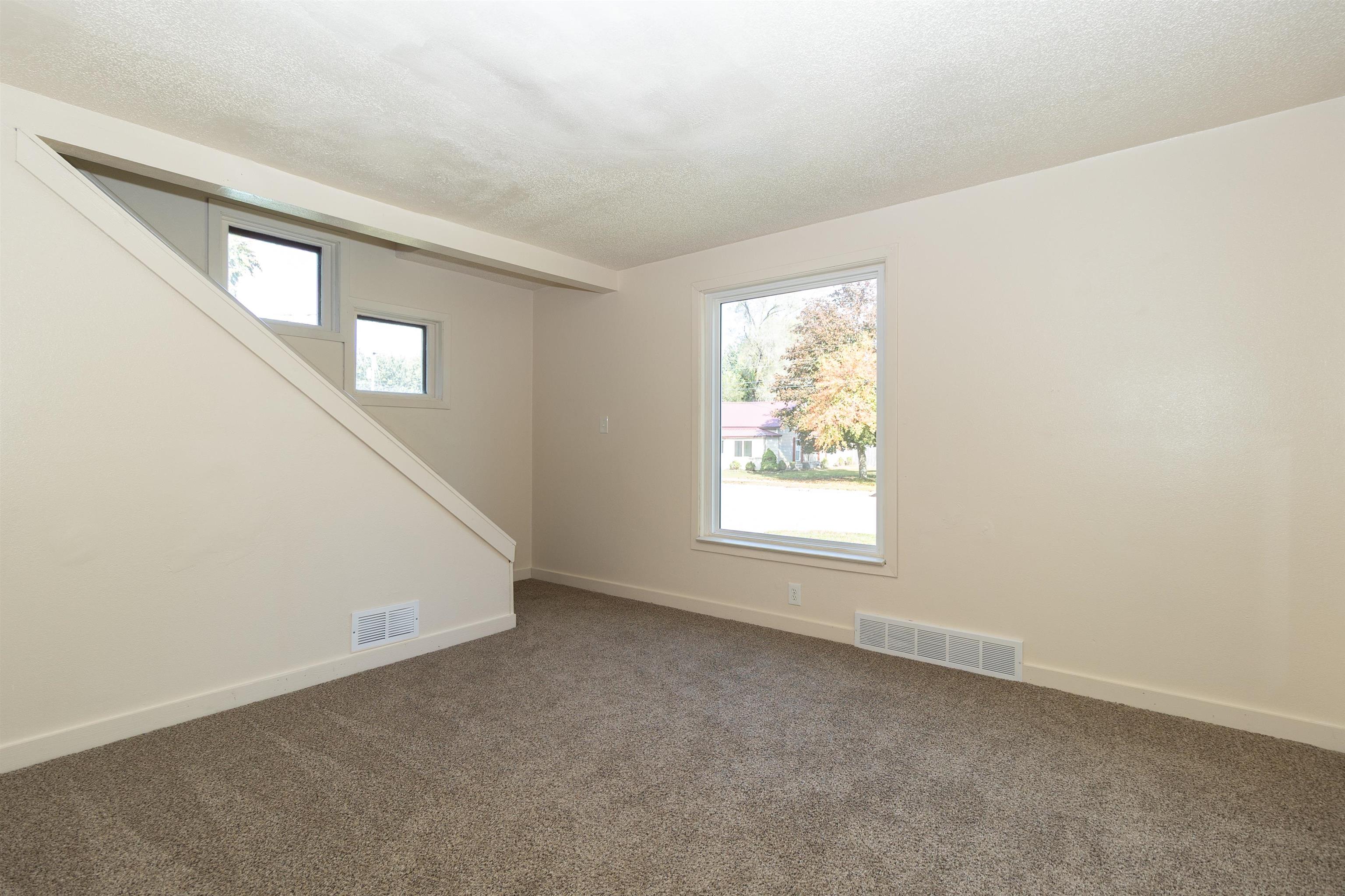 145 Wood Avenue Property Photo 8