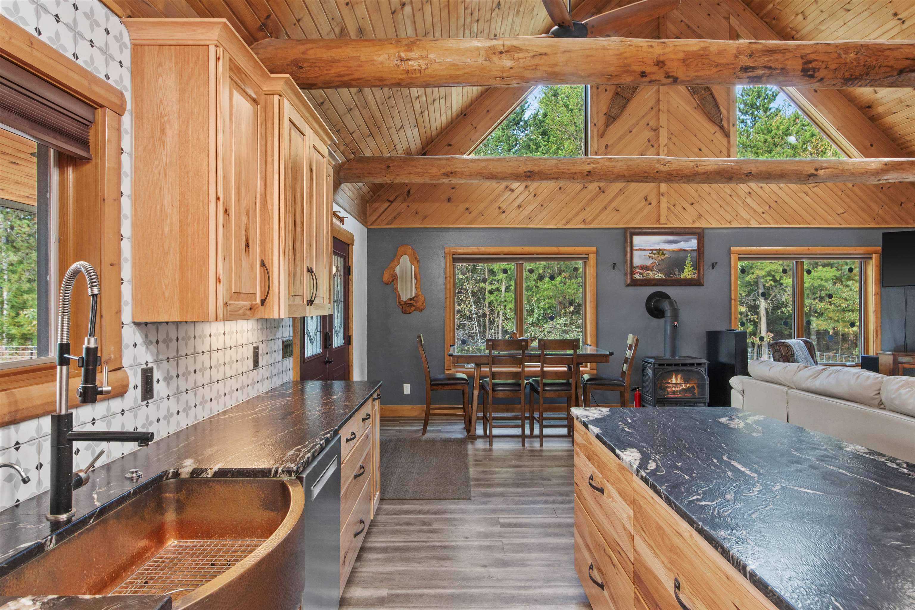 10431 Grant Street Property Photo 6