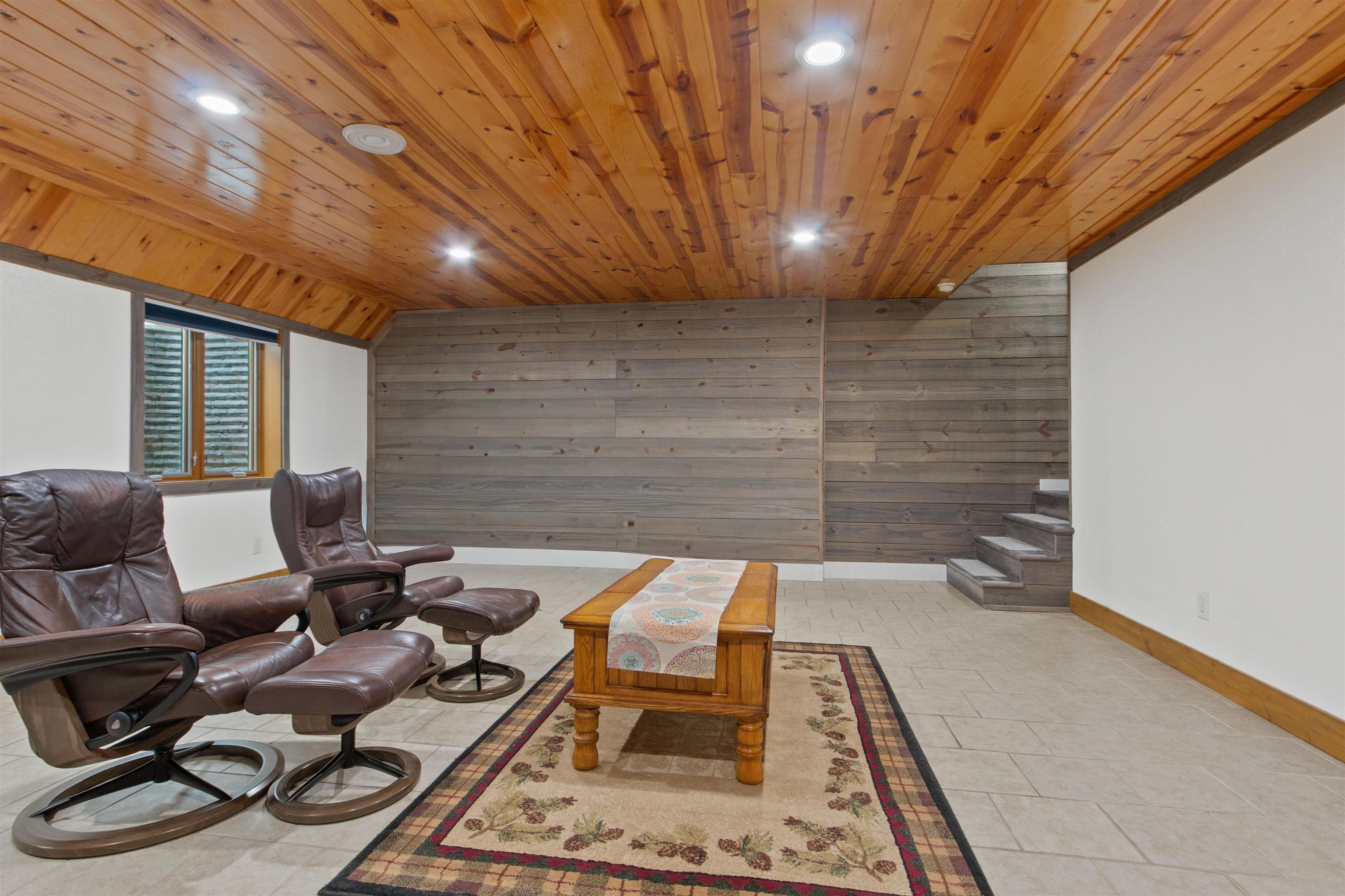10431 Grant Street Property Photo 31