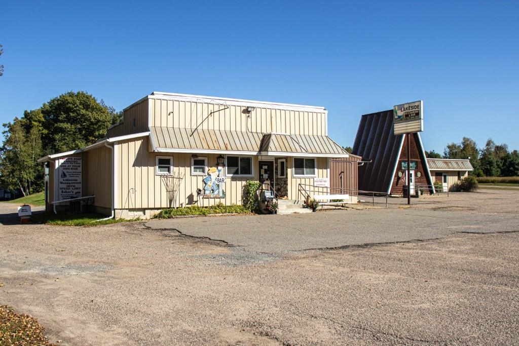 214857 County Road Y Property Photo 3
