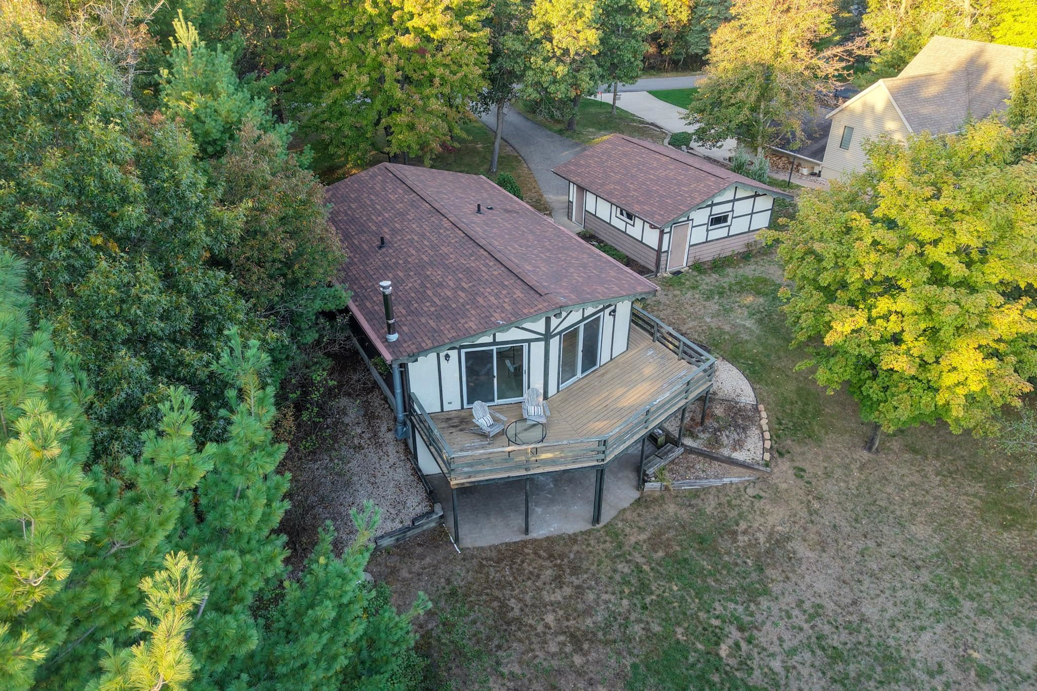482 Tomahawk Trail Property Photo 37