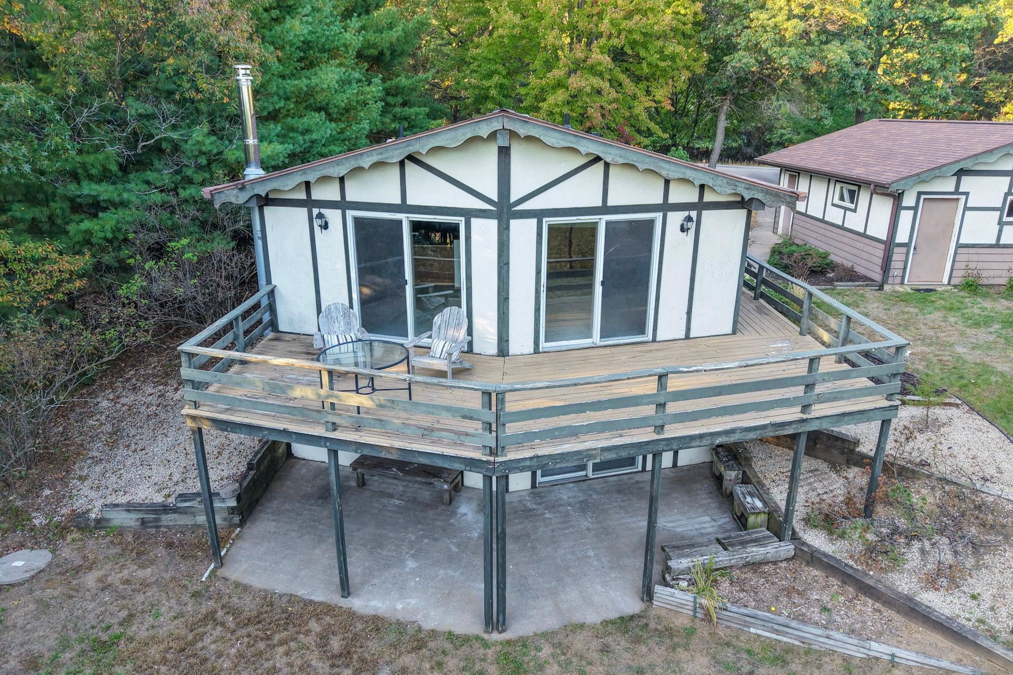 482 Tomahawk Trail Property Photo 38