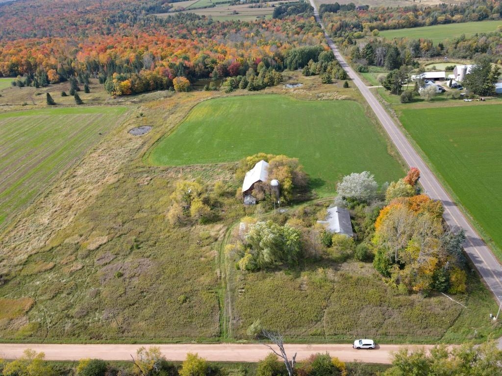 W1921 County Road C Property Photo 2
