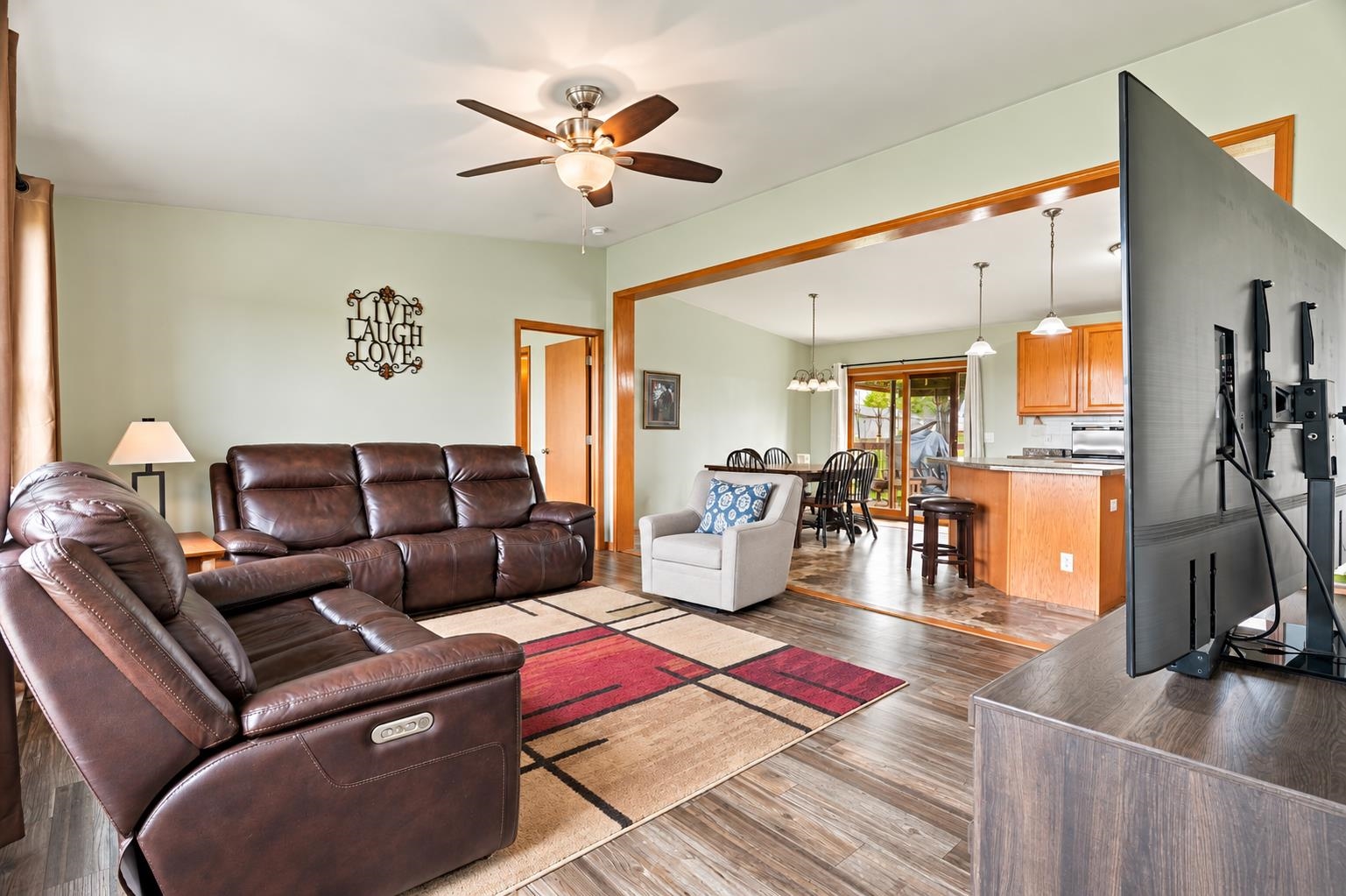 5467 Connor Street Property Photo 2