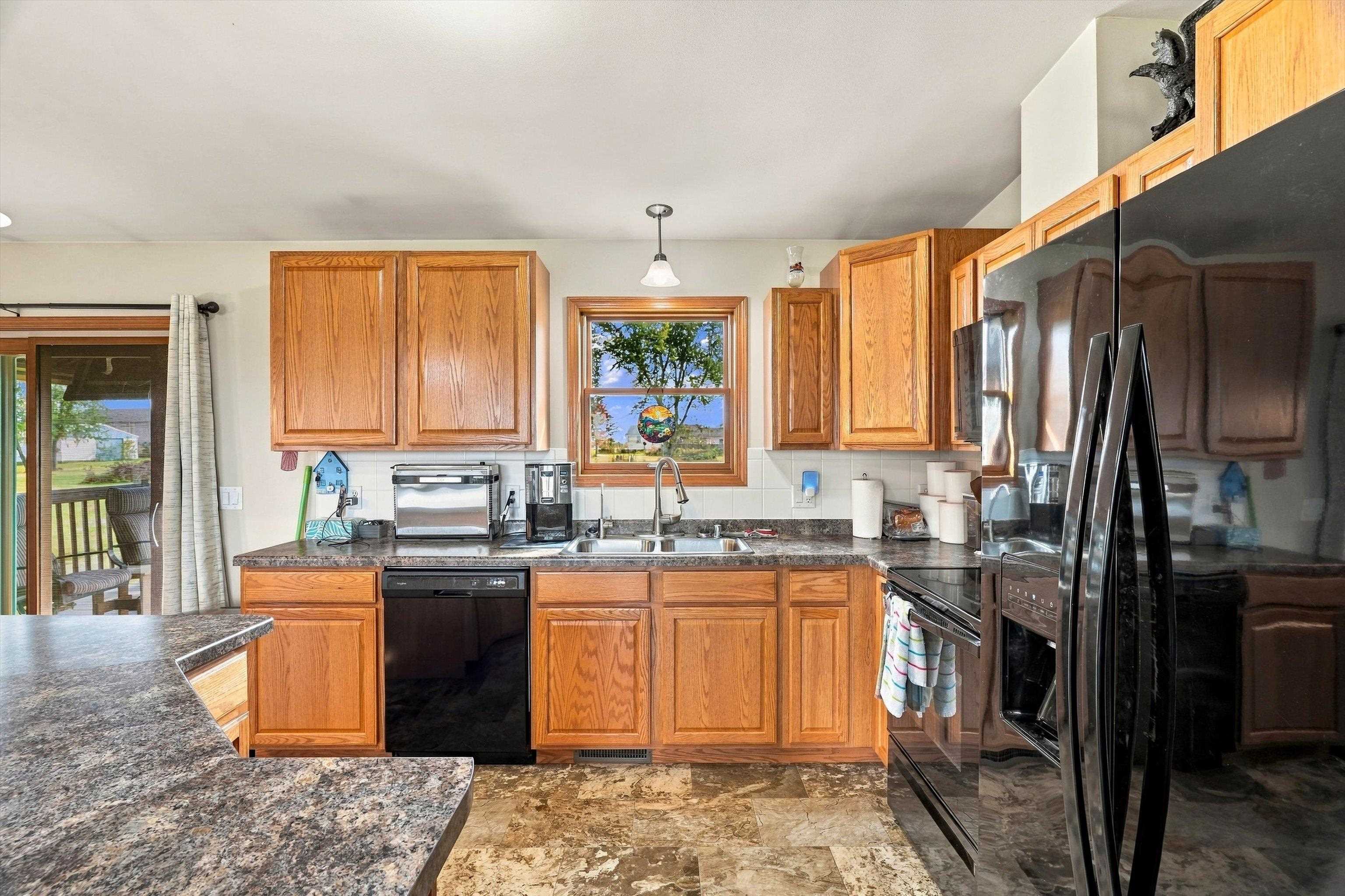 5467 Connor Street Property Photo 7