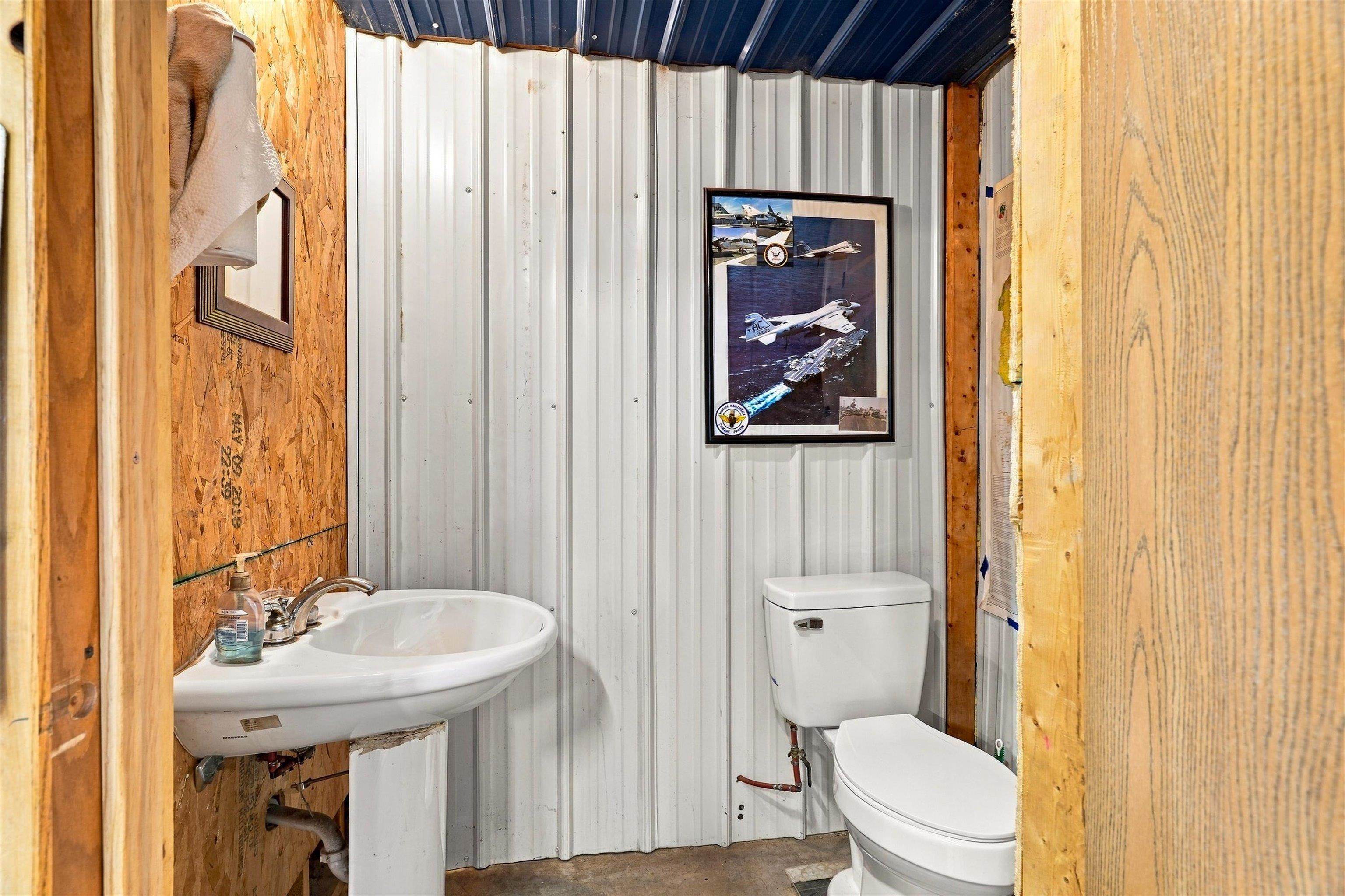 5467 Connor Street Property Photo 37