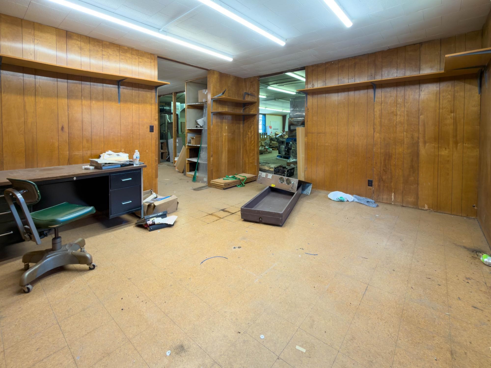 111 N Courtney Street Property Photo 3