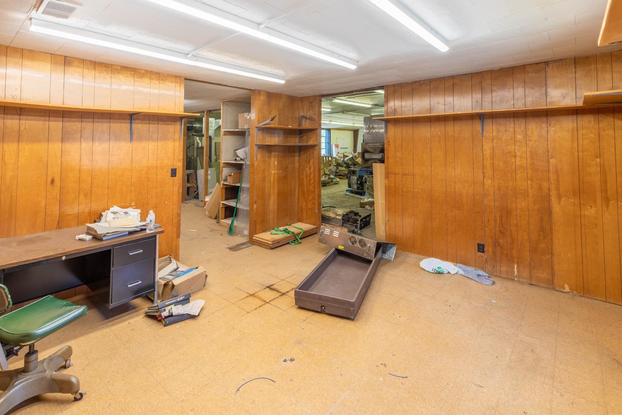 111 N Courtney Street Property Photo 5