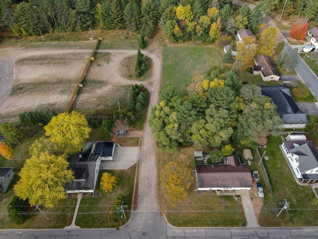 Lot 2 E 13th Street Property Photo 15