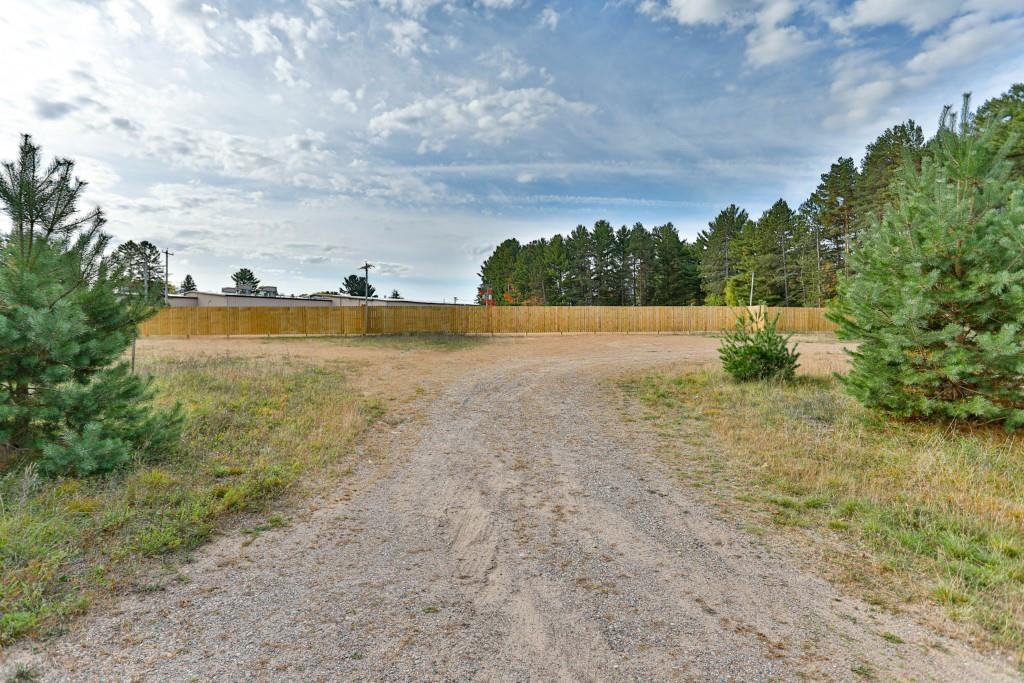 Lot 2 E 13th Street Property Photo 16
