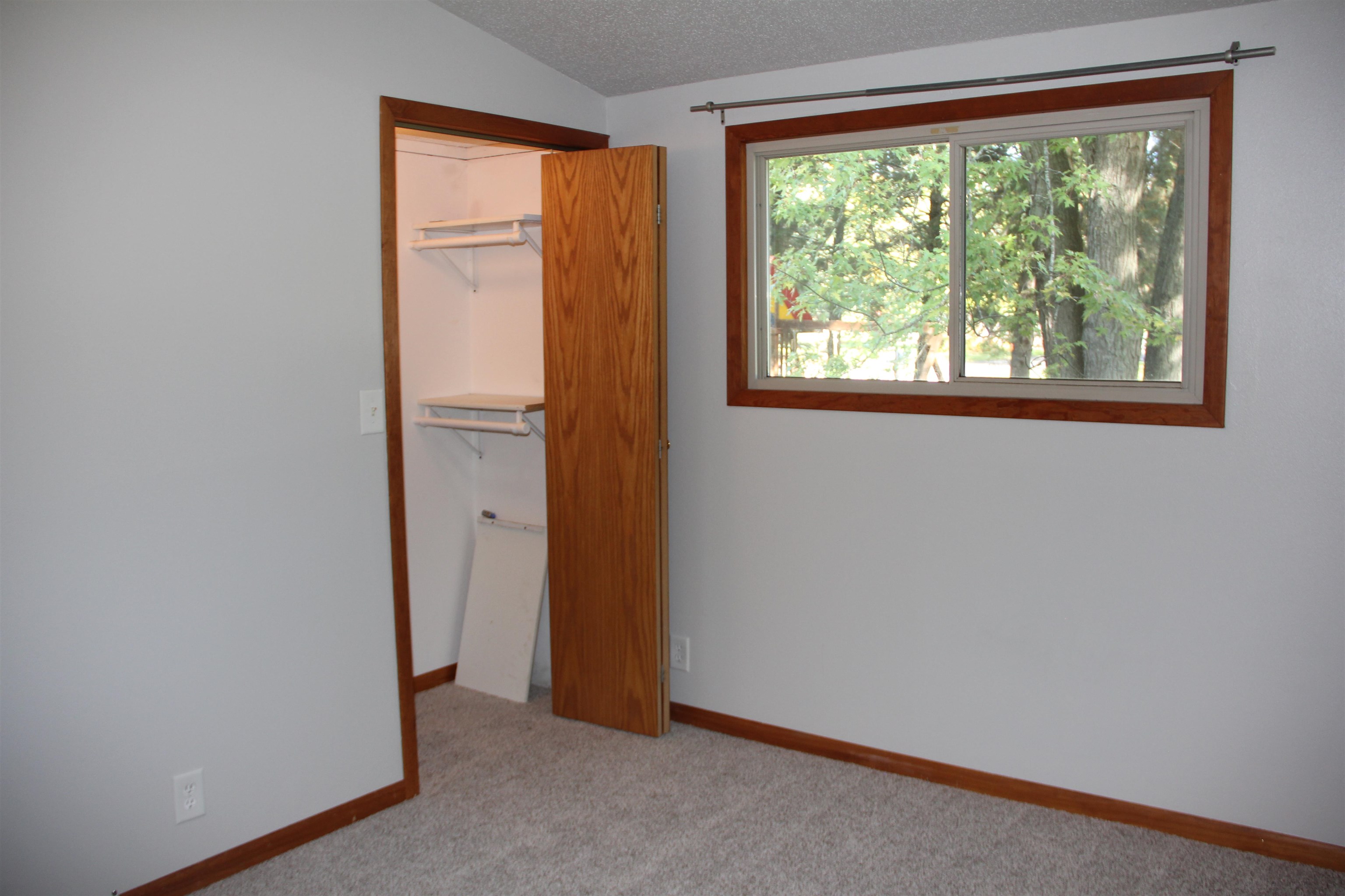 2708 Eau Claire Avenue Property Photo 19