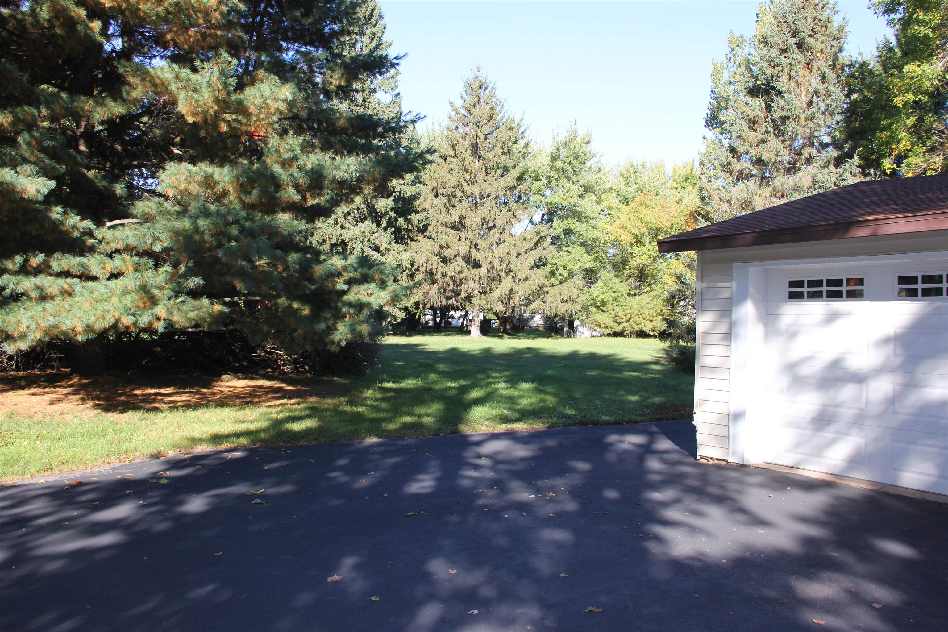 2708 Eau Claire Avenue Property Photo 39