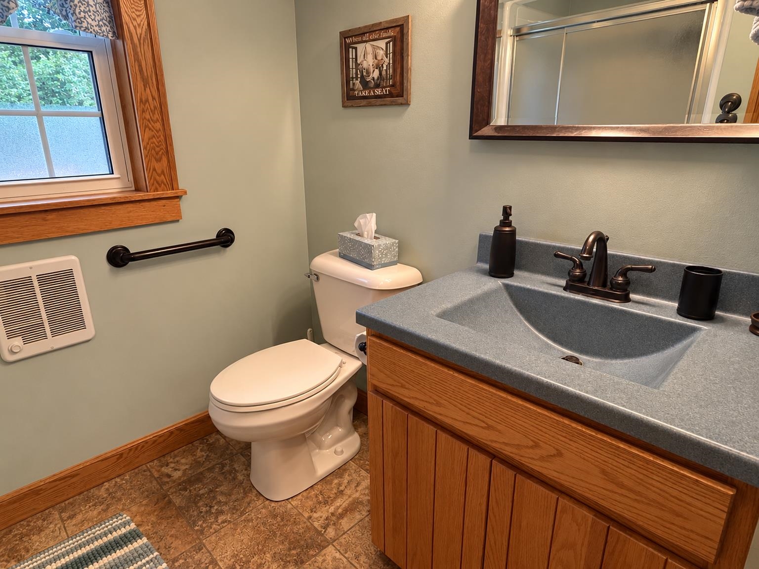 117 N Division Street Property Photo 18