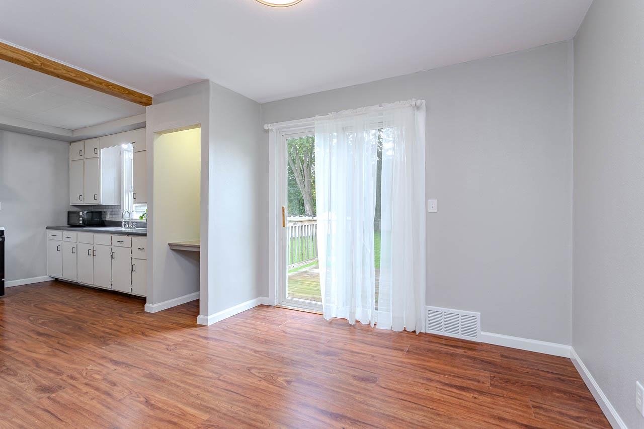 3816 Carl Street Property Photo 16