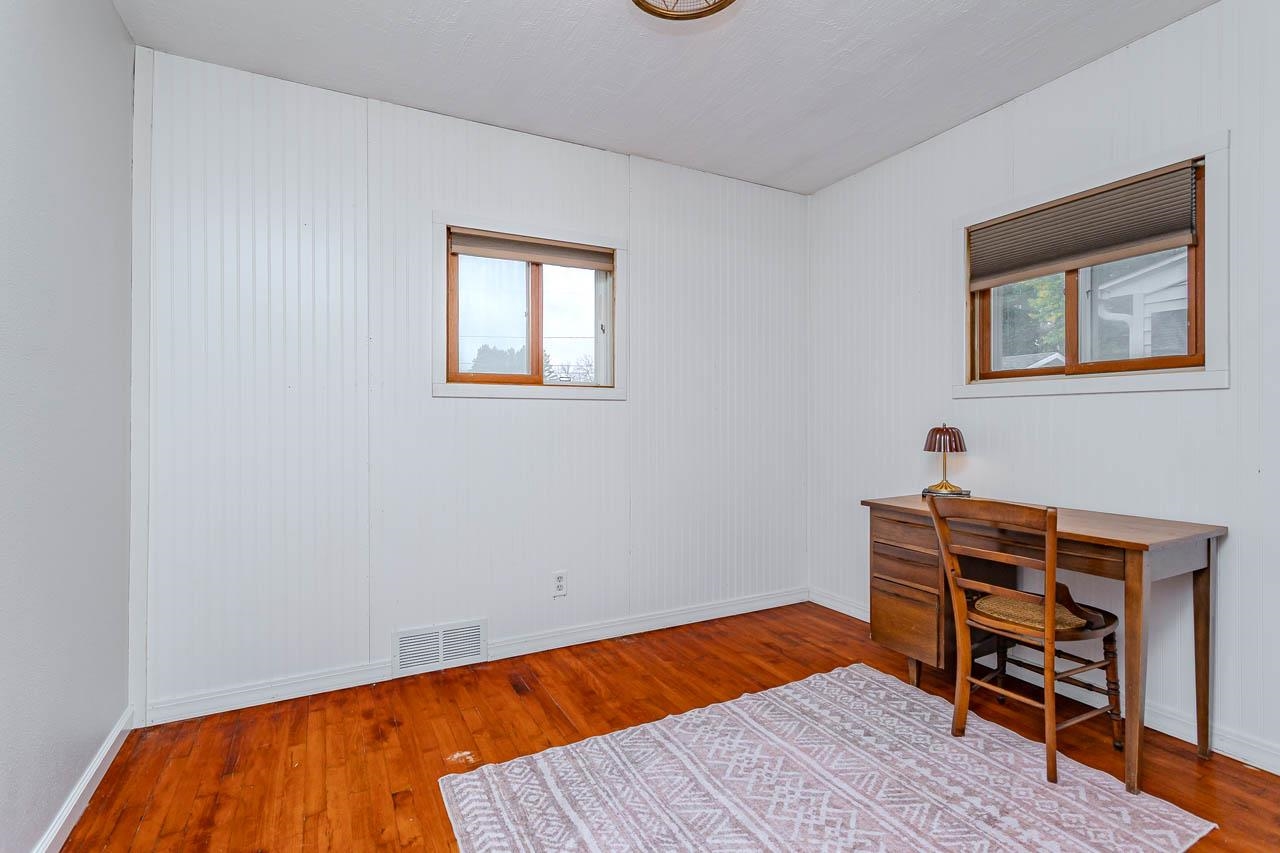 3816 Carl Street Property Photo 20