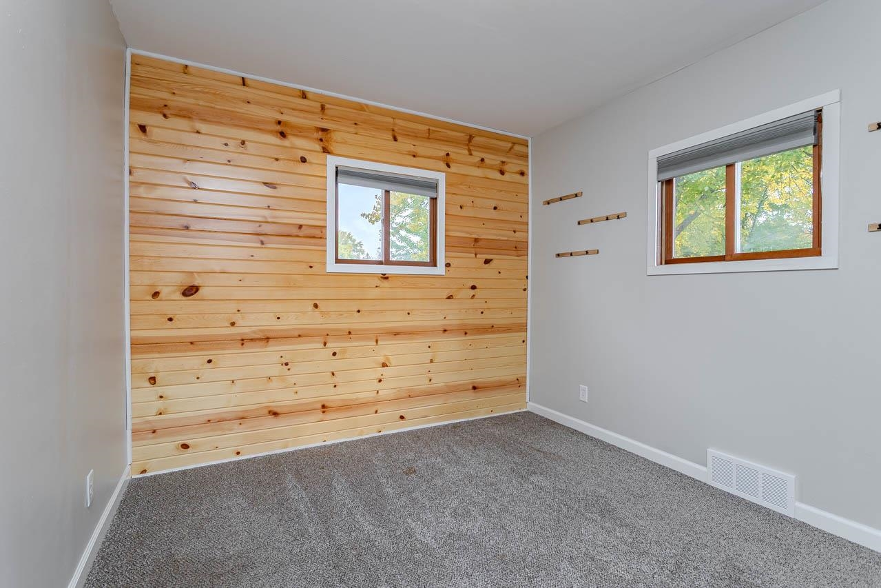3816 Carl Street Property Photo 28