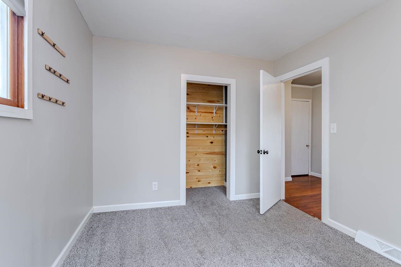 3816 Carl Street Property Photo 29