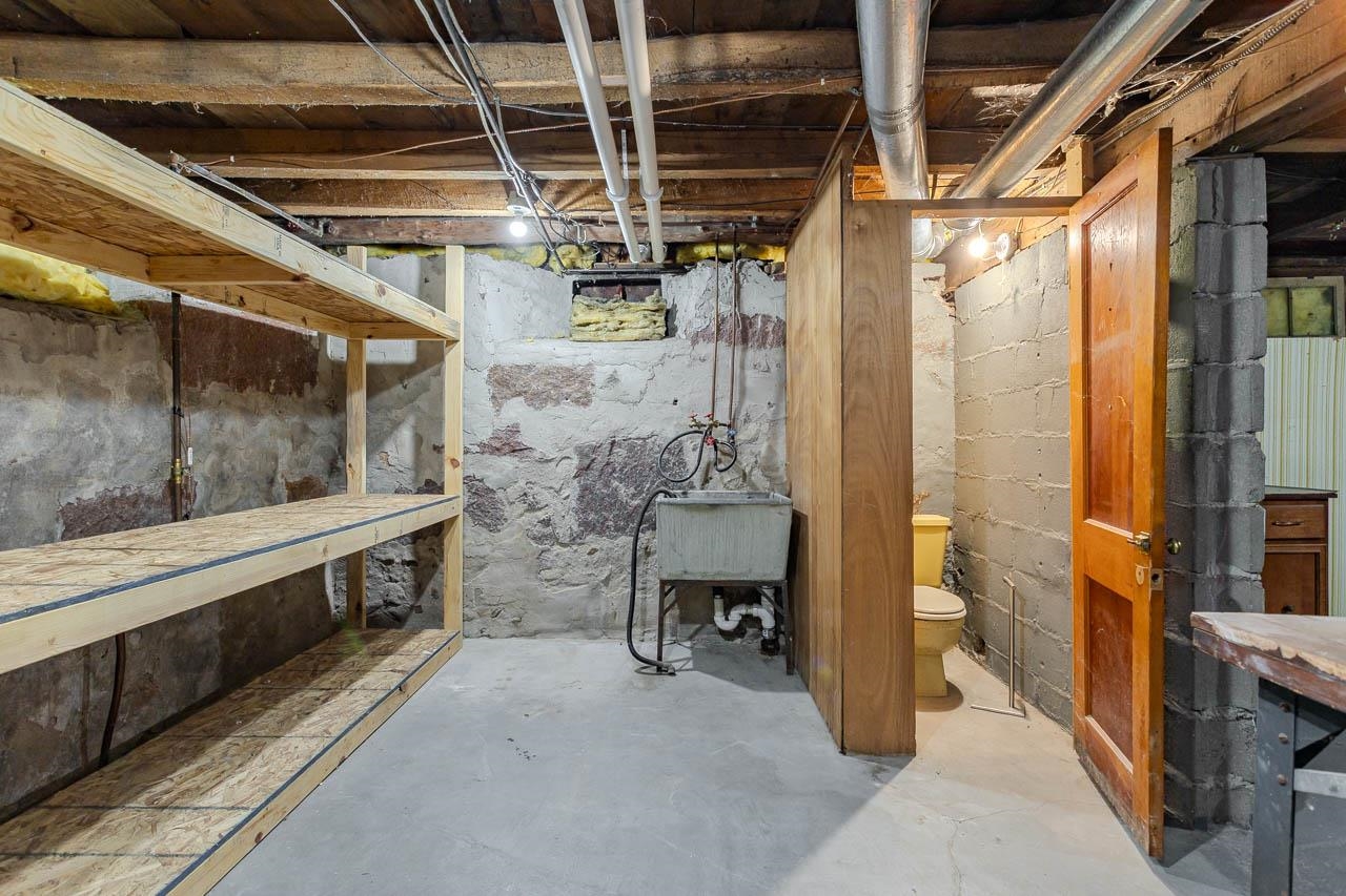 3816 Carl Street Property Photo 39