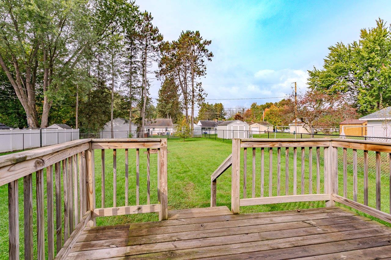 3816 Carl Street Property Photo 43