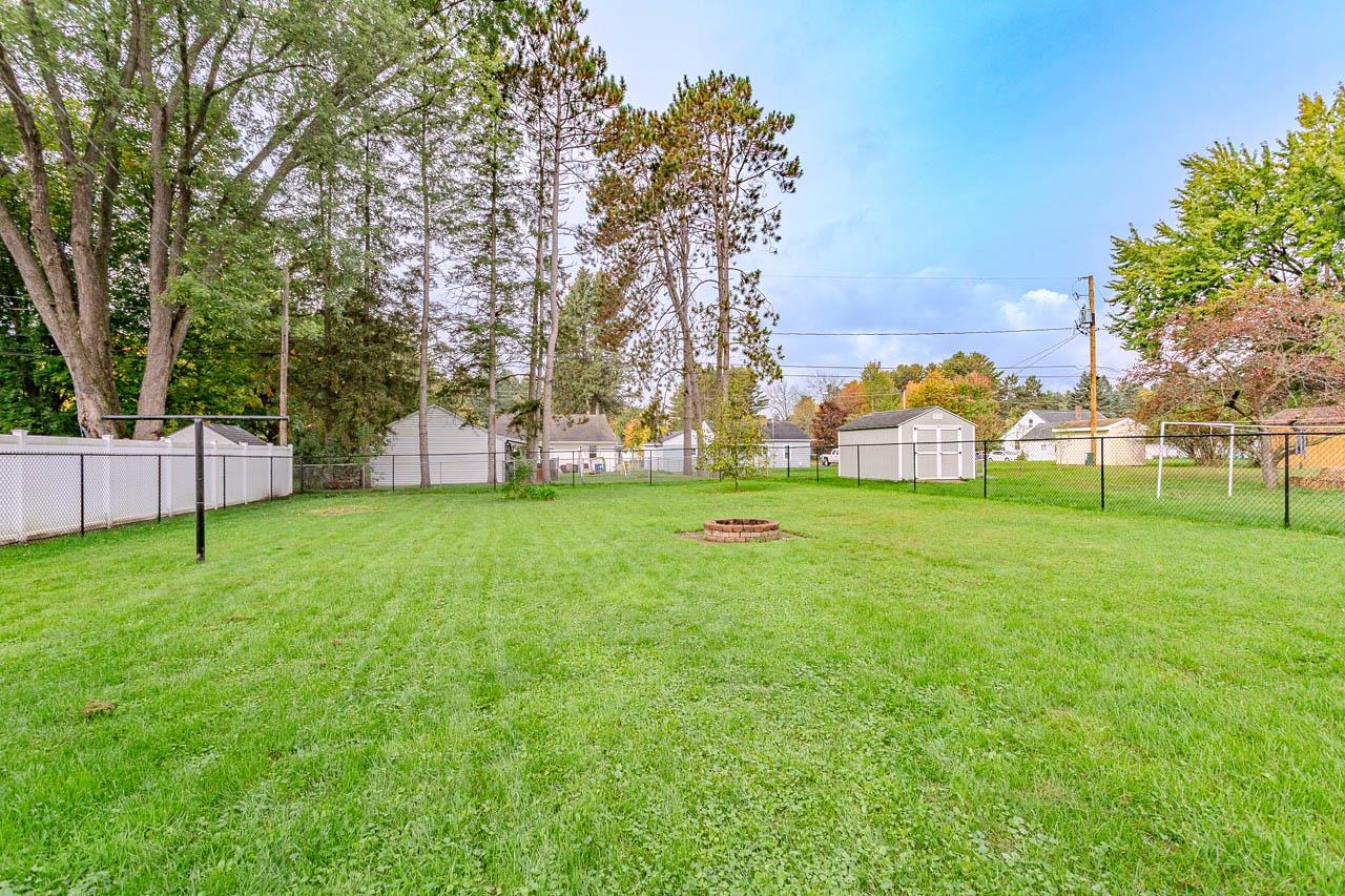 3816 Carl Street Property Photo 45