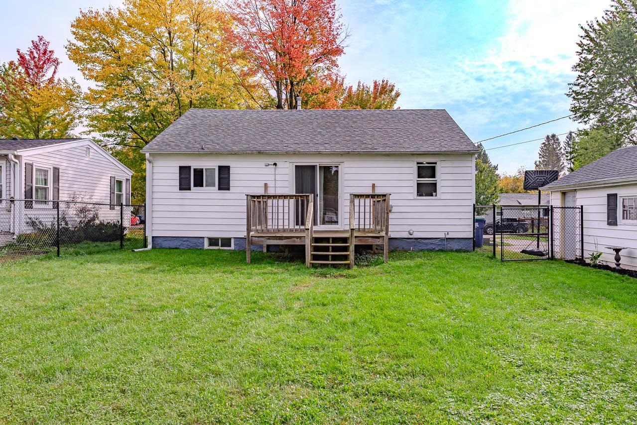 3816 Carl Street Property Photo 48