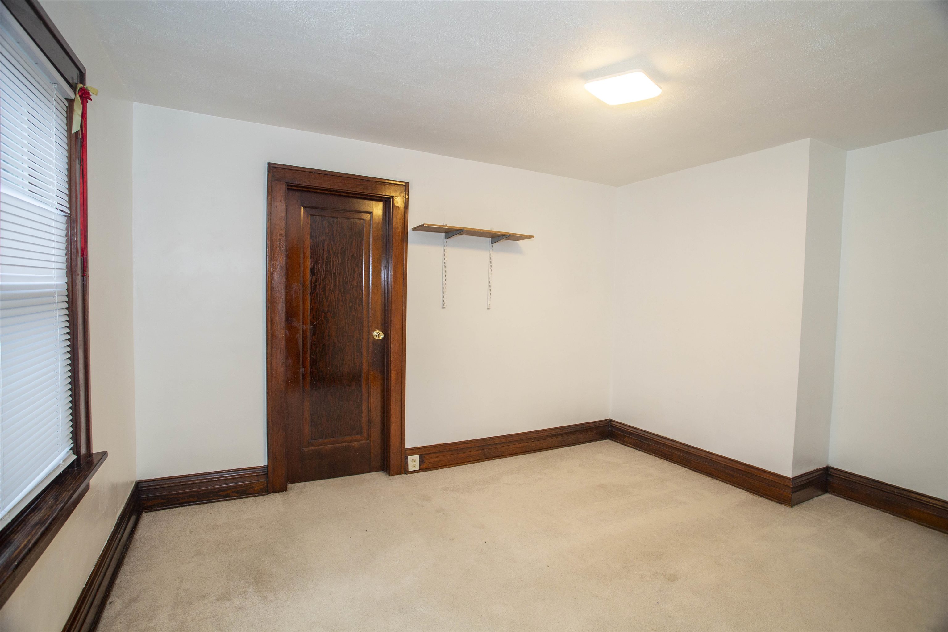129 N 2nd Avenue Property Photo 16
