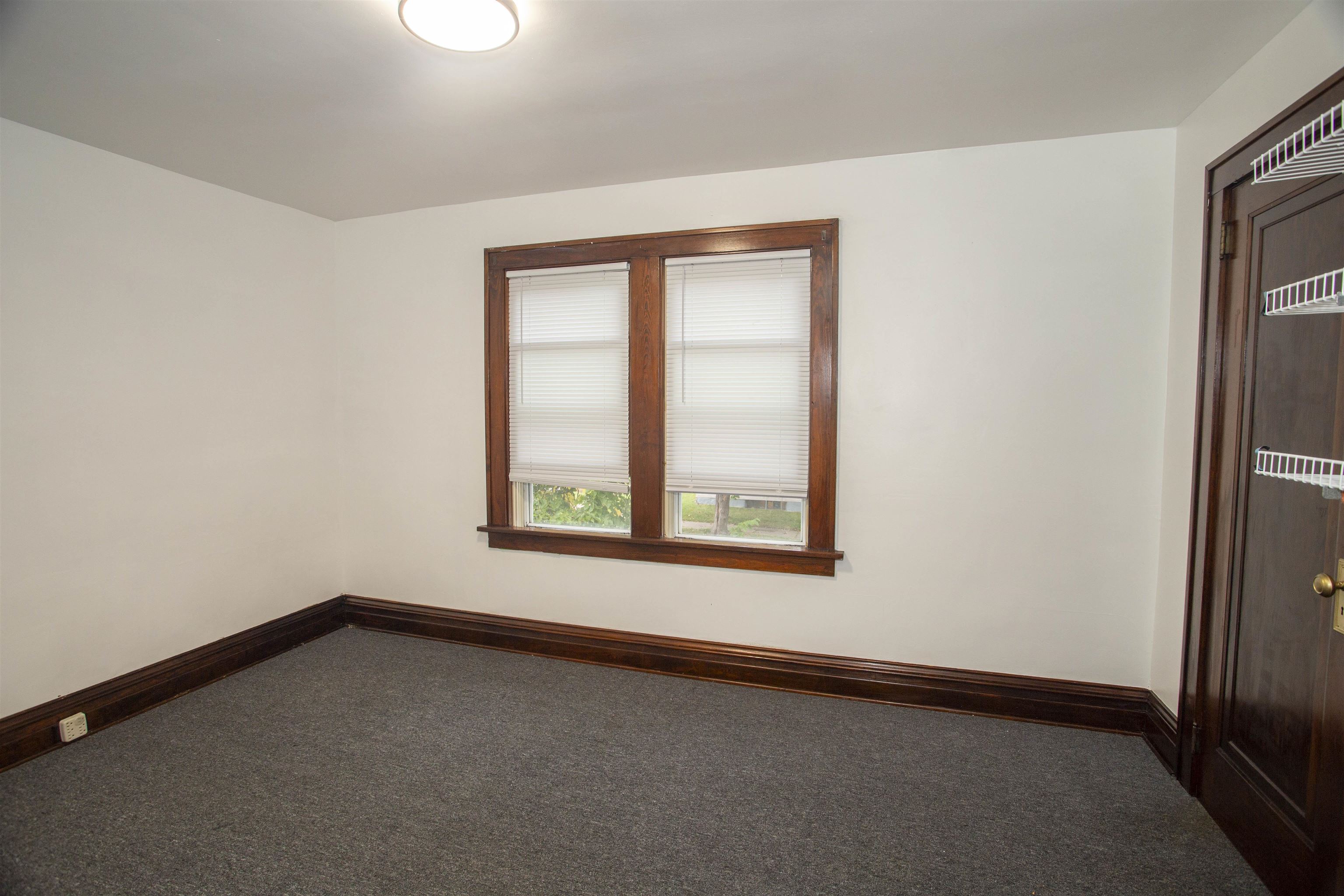 129 N 2nd Avenue Property Photo 18