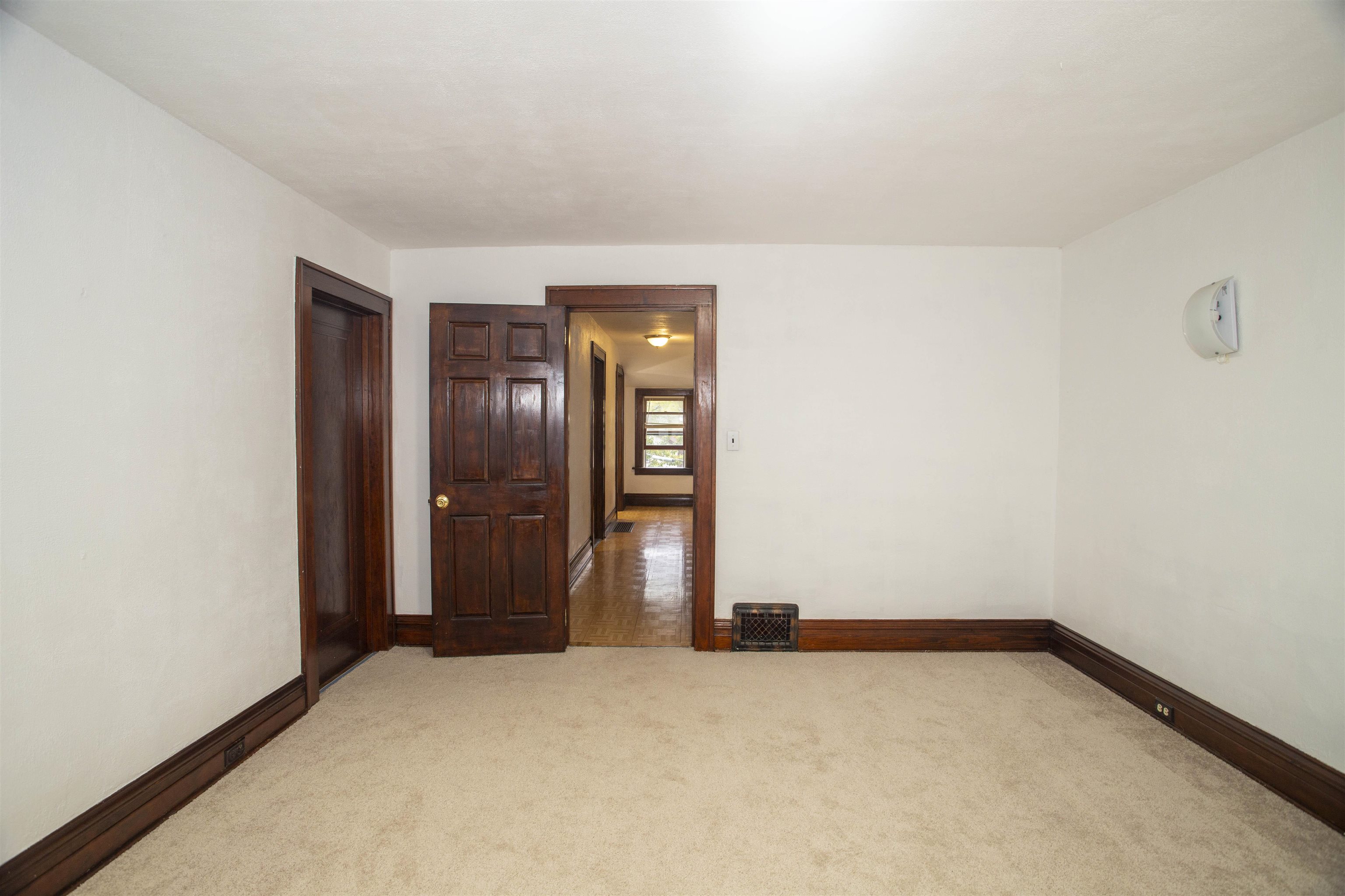 129 N 2nd Avenue Property Photo 21