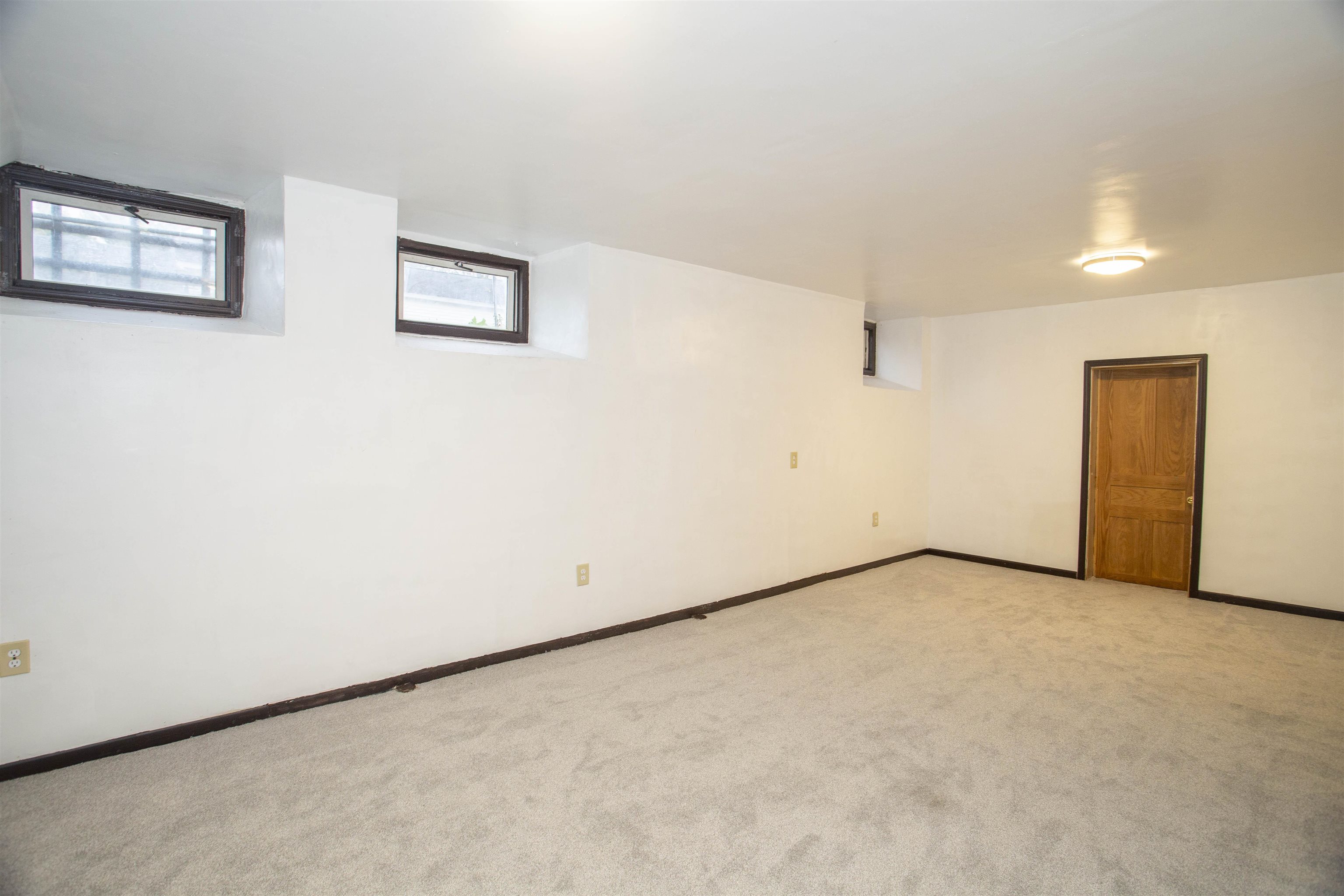 129 N 2nd Avenue Property Photo 32