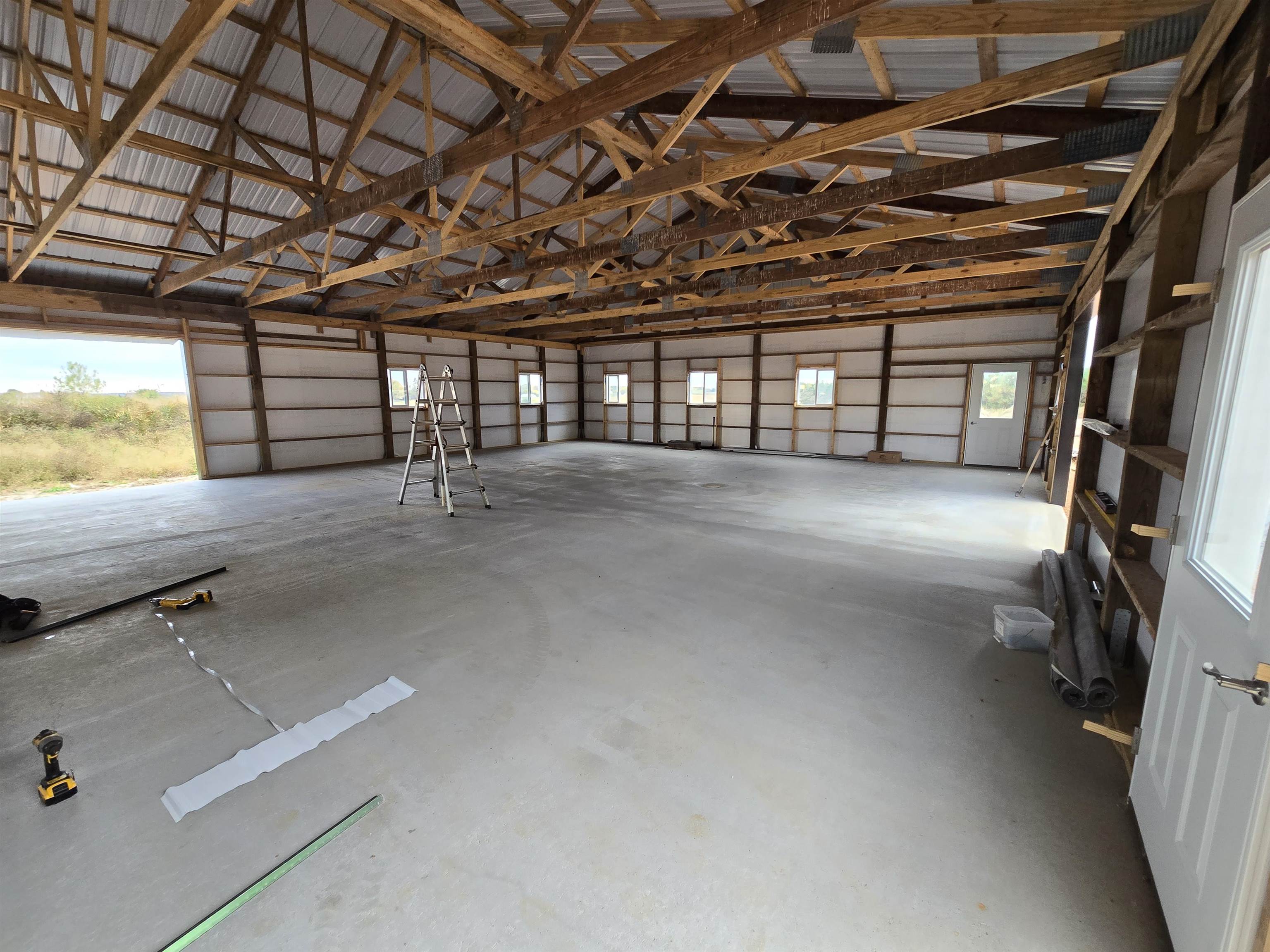 218098 Holtman Road Property Photo 5