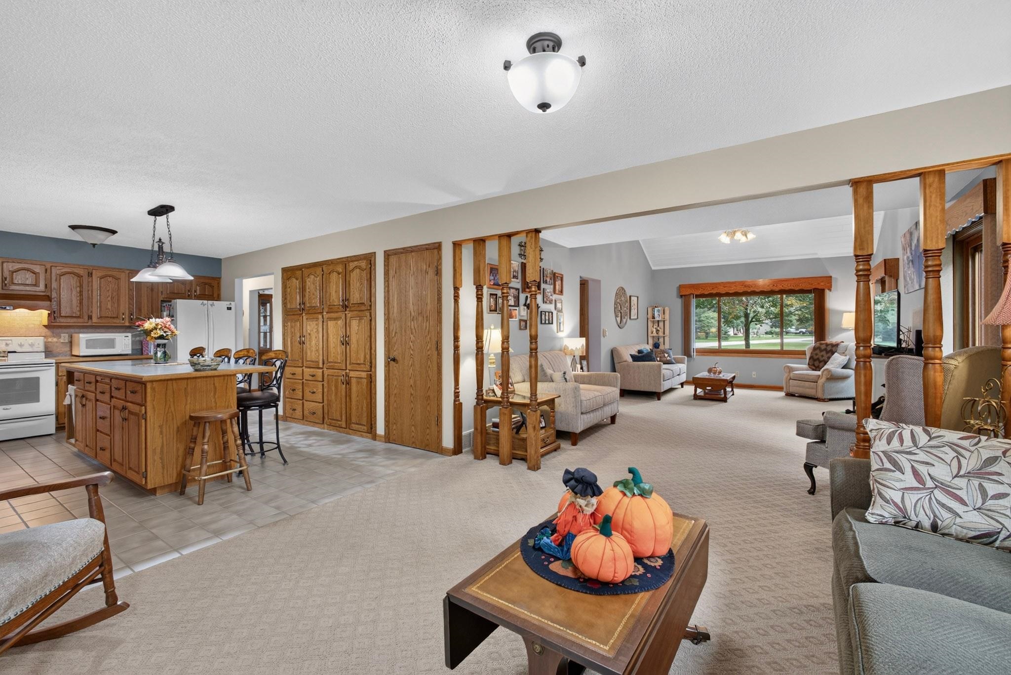 4221 Weslan Drive Property Photo 12