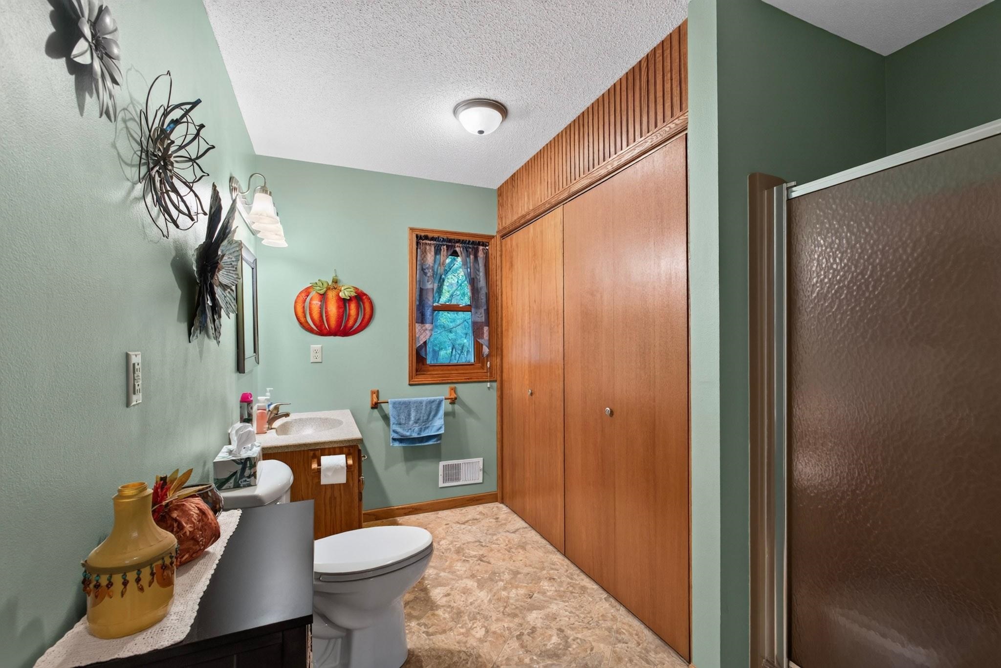 4221 Weslan Drive Property Photo 19