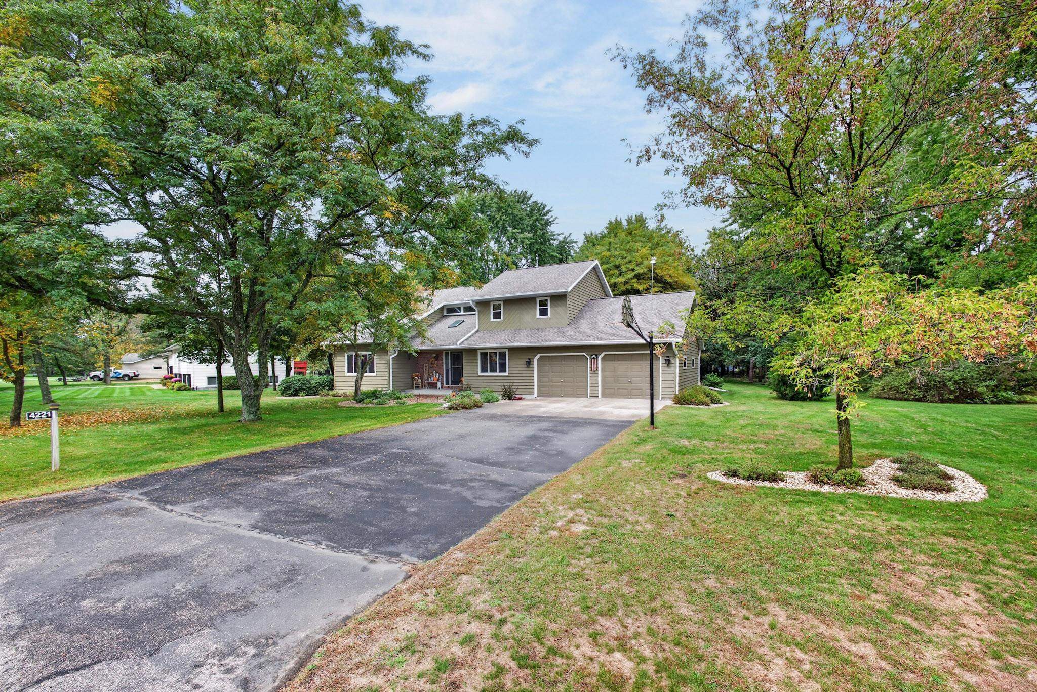 4221 Weslan Drive Property Photo 55