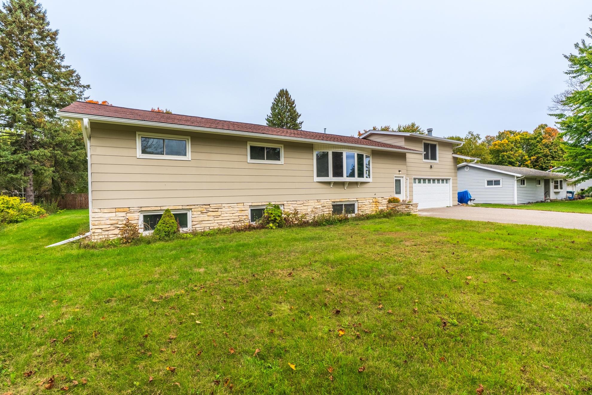 150112 Kildeer Lane Property Photo 4