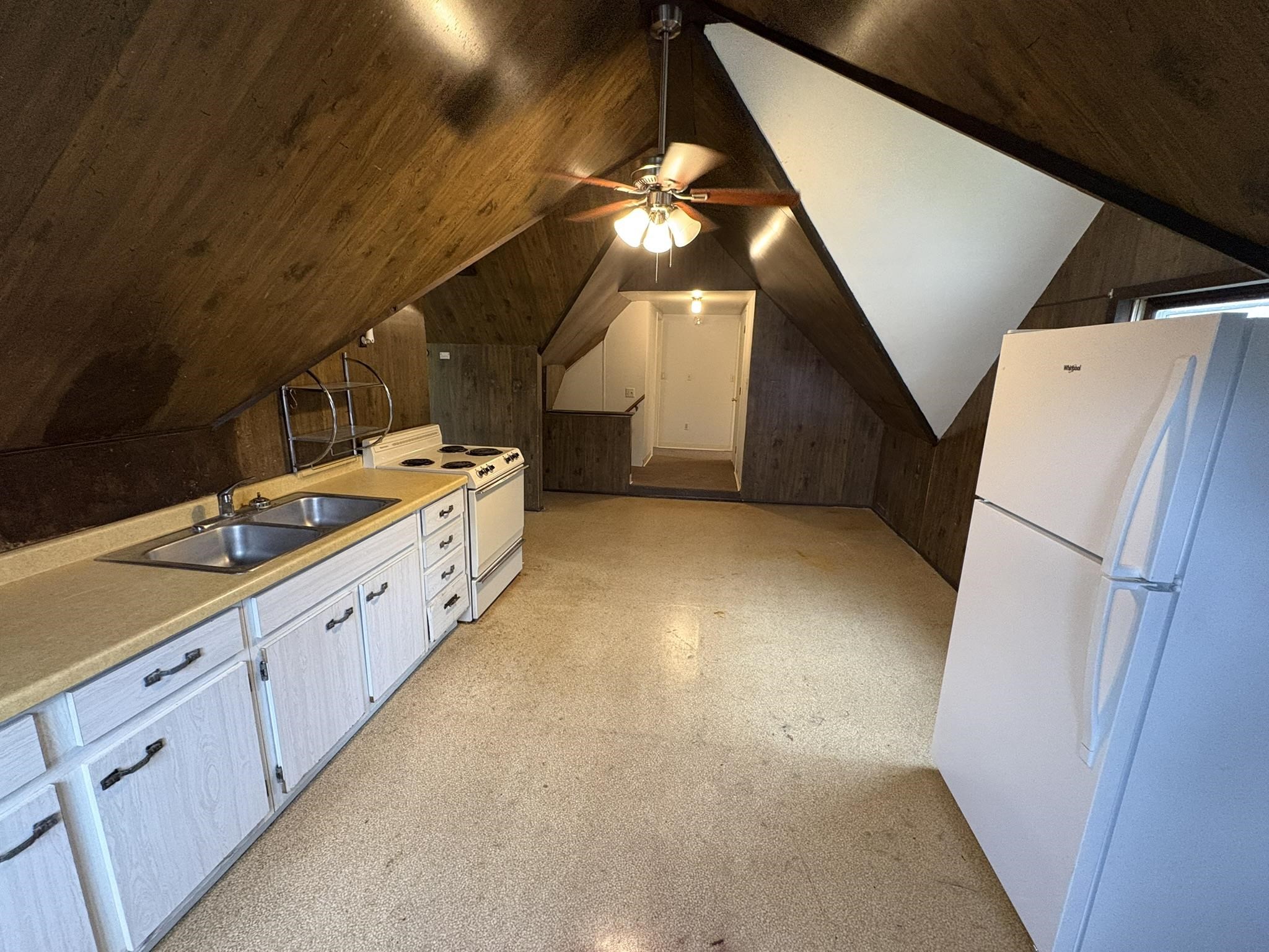 1011 10th Avenue North Property Photo 5