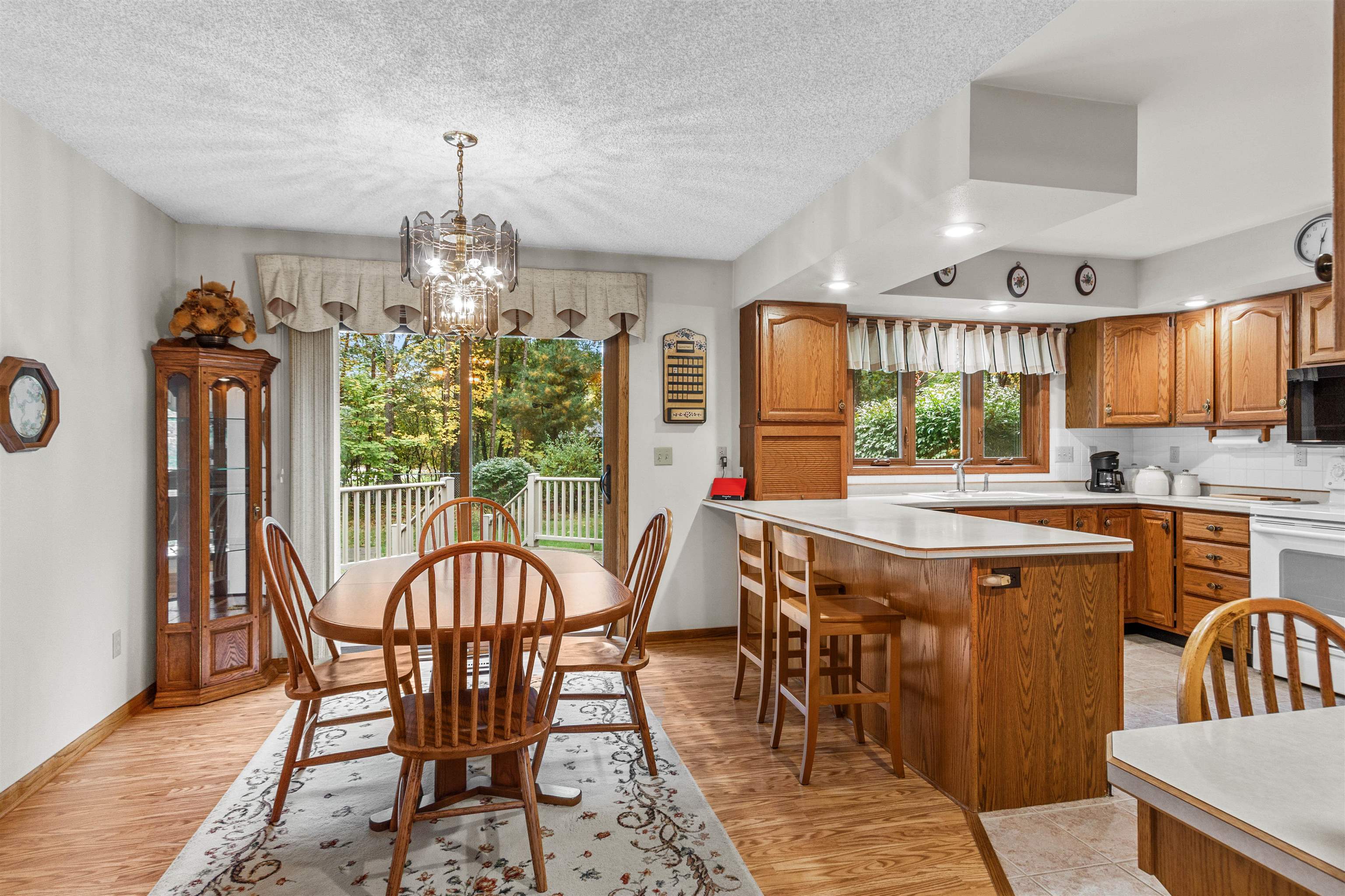 512 Autumn Court Property Photo 6