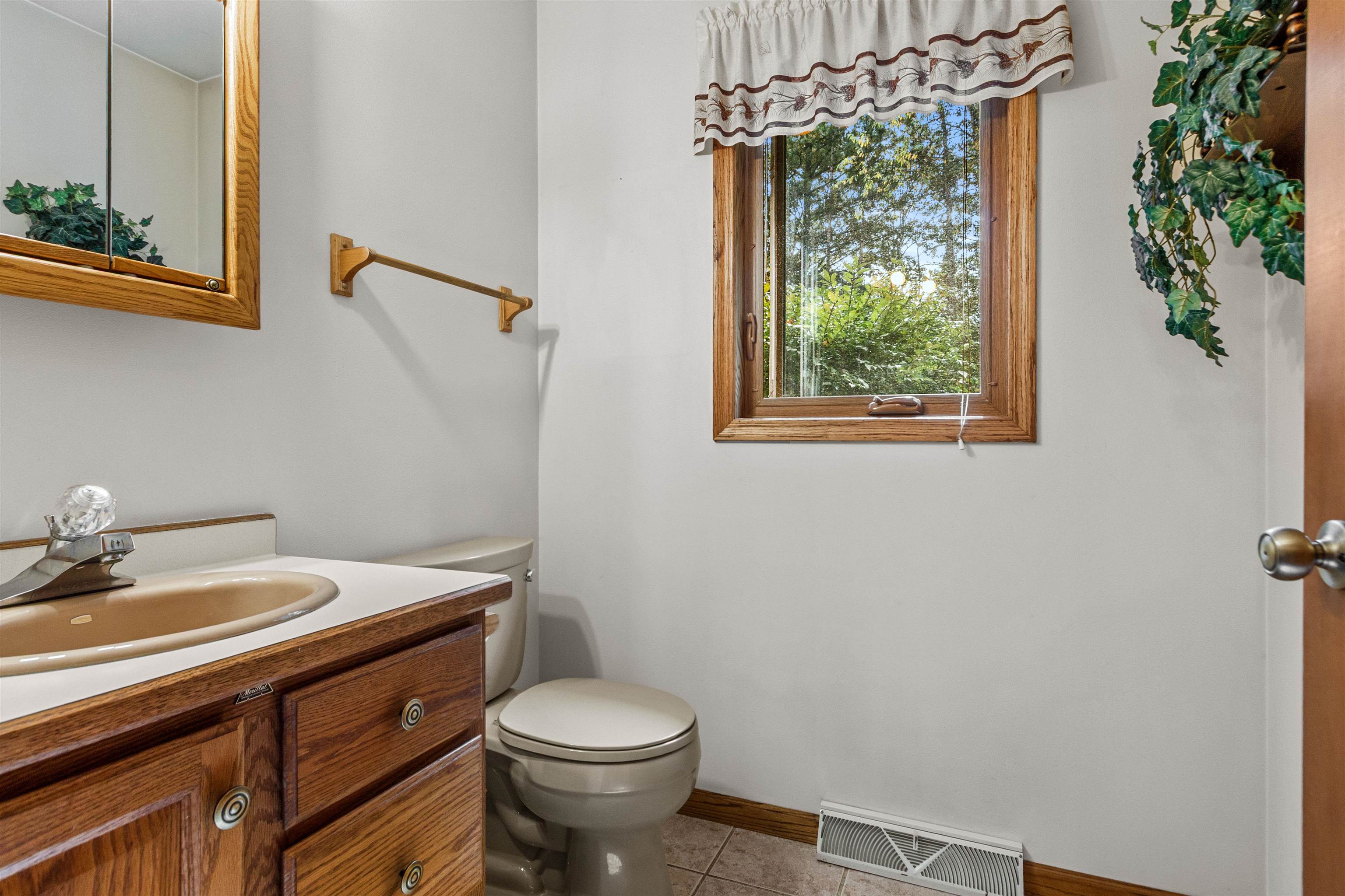 512 Autumn Court Property Photo 17