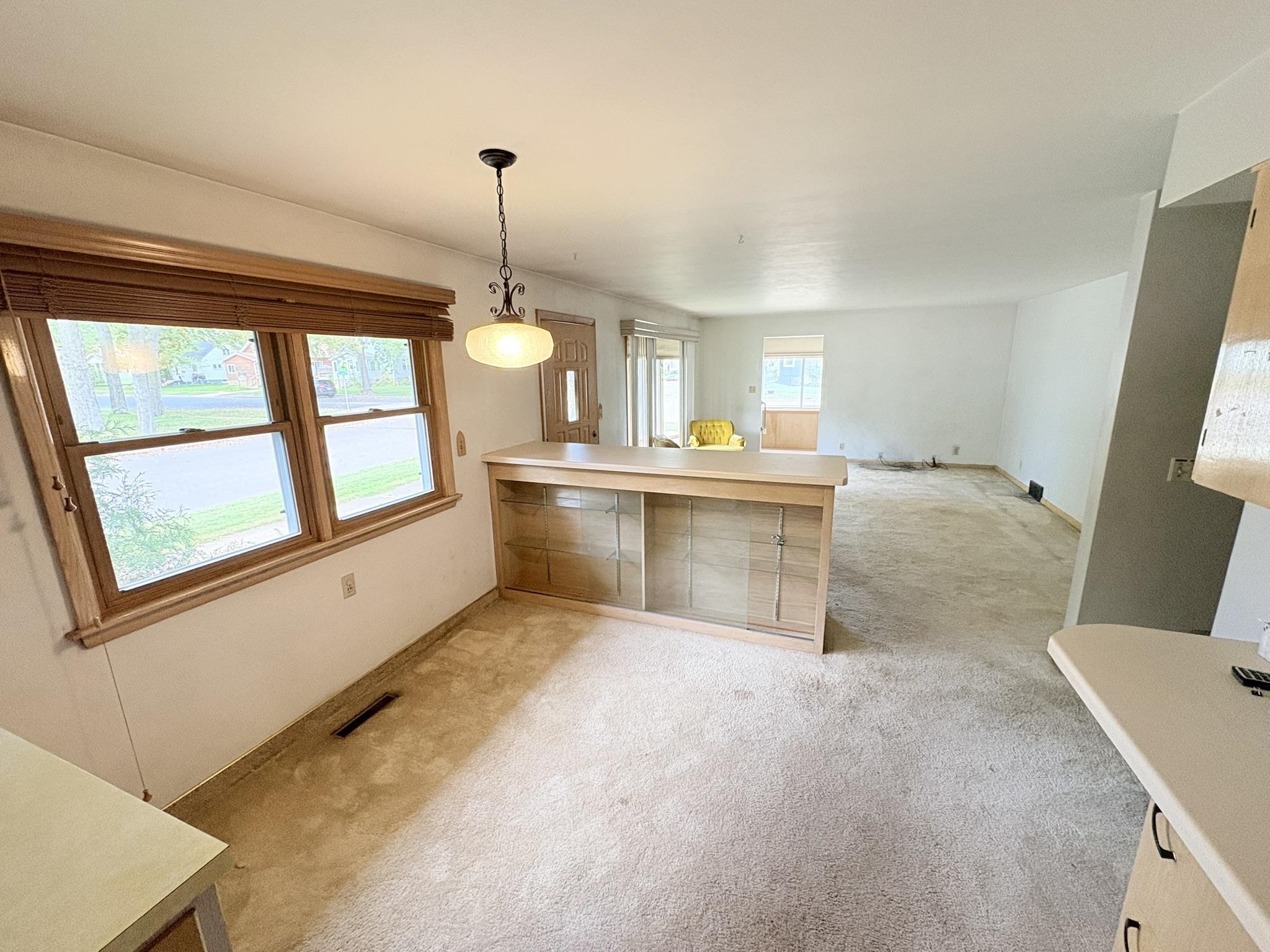 650 1st Street Property Photo 9