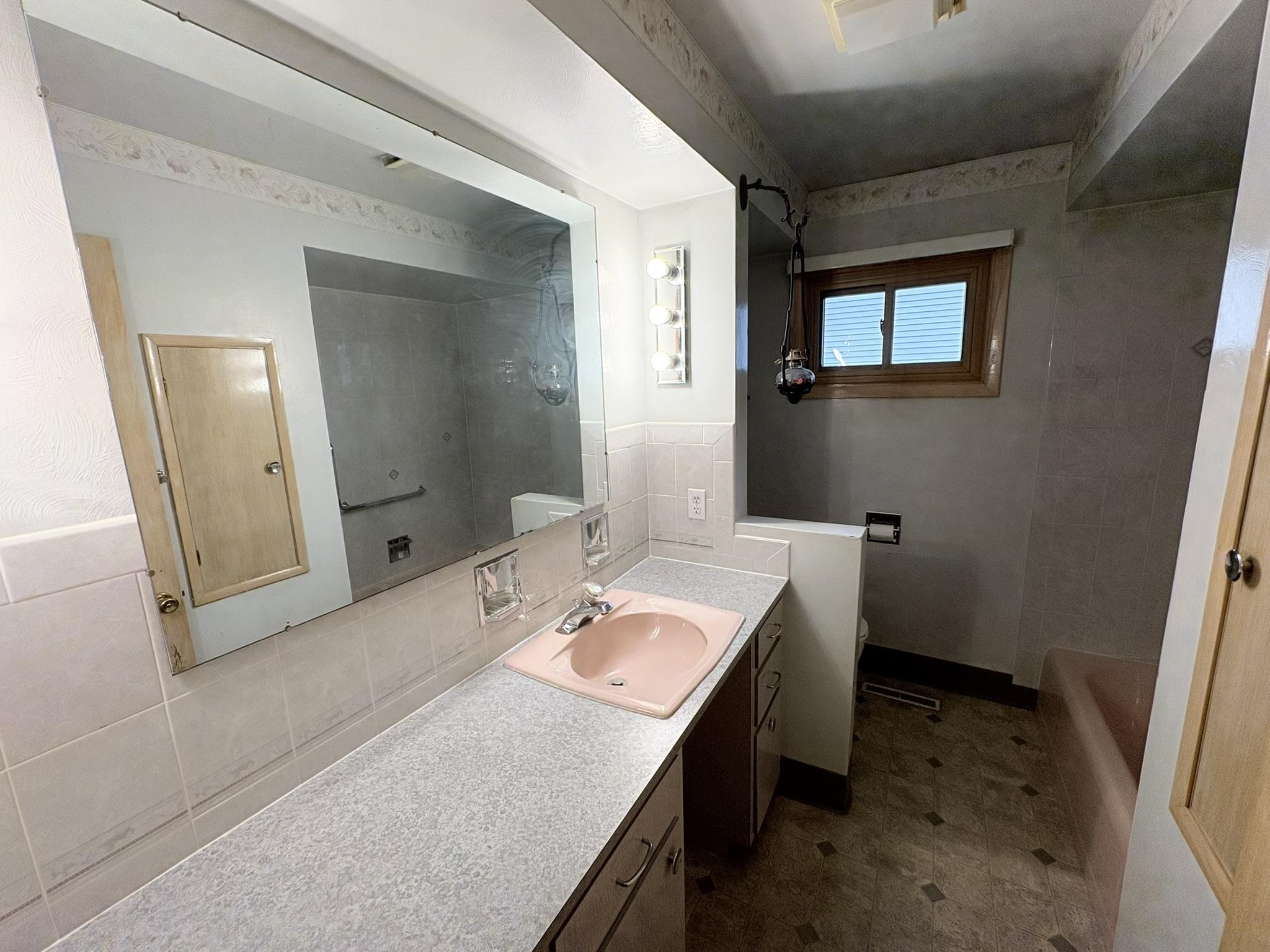 650 1st Street Property Photo 17